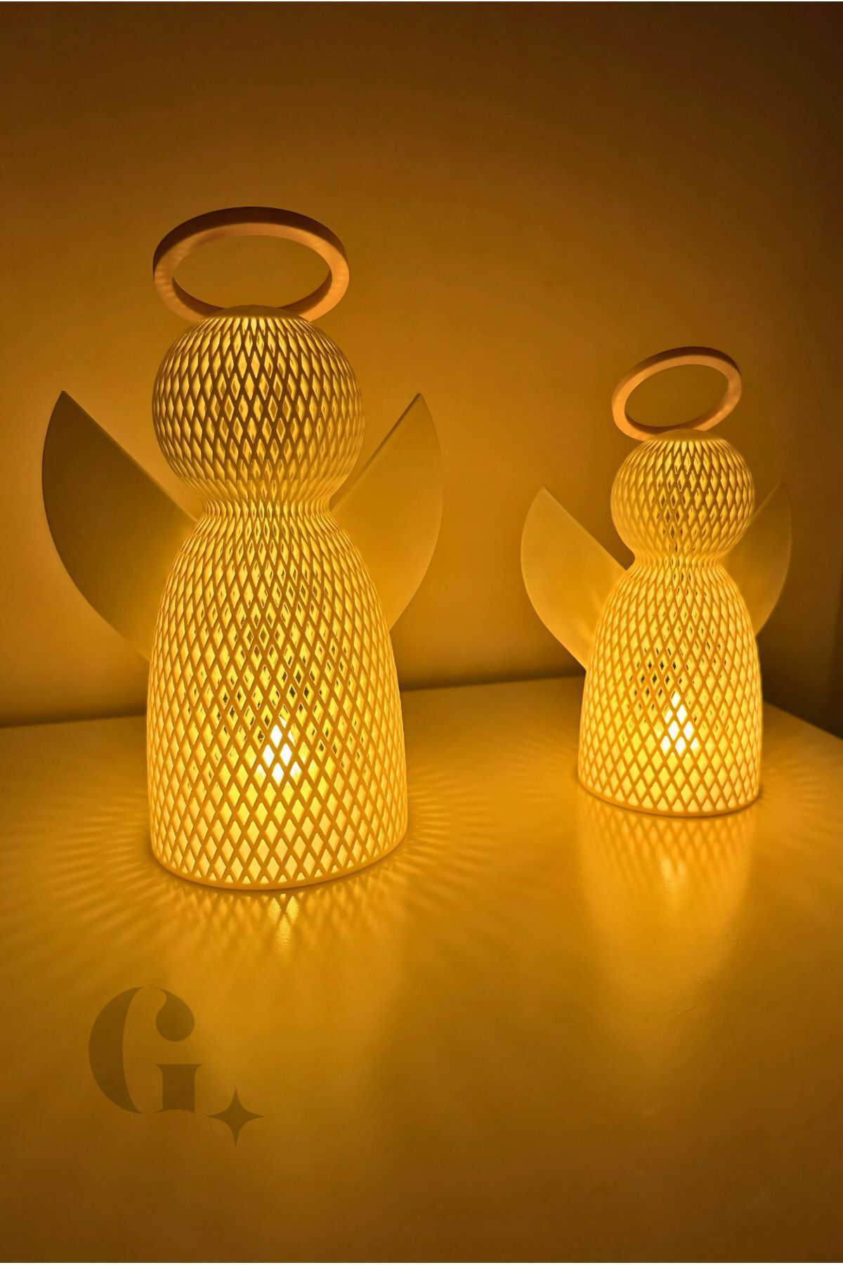 SerenityHaven İkili Koruyucu Melek Figürü Led Mumlar ile Birlikte