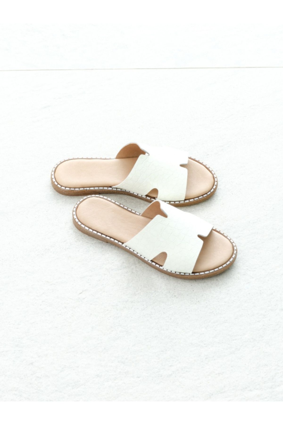 Munshoes Donna Hakiki Deri Kadın Terlik