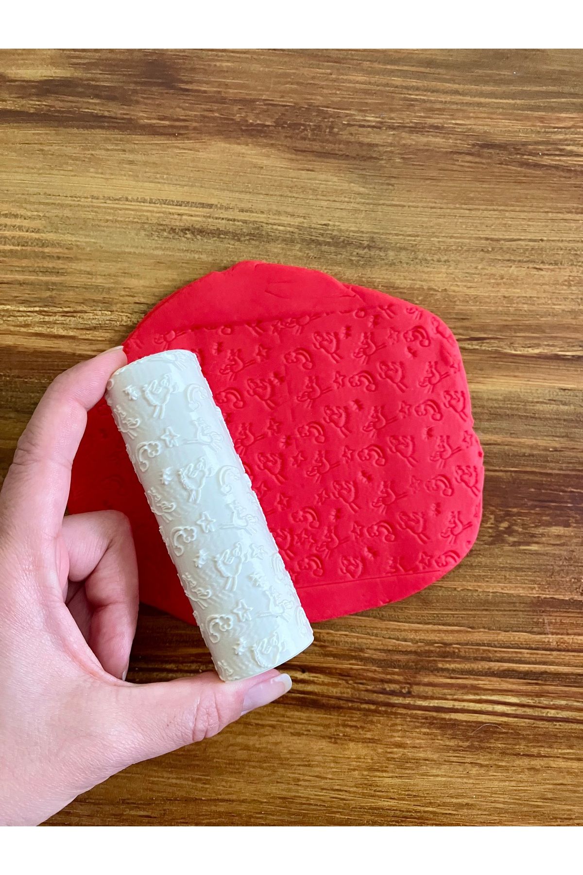 Volala Şirin Çizimli Model-5 Polimer Kil /Seramik Çamuru Doku Desen Rulosu -10 cm
