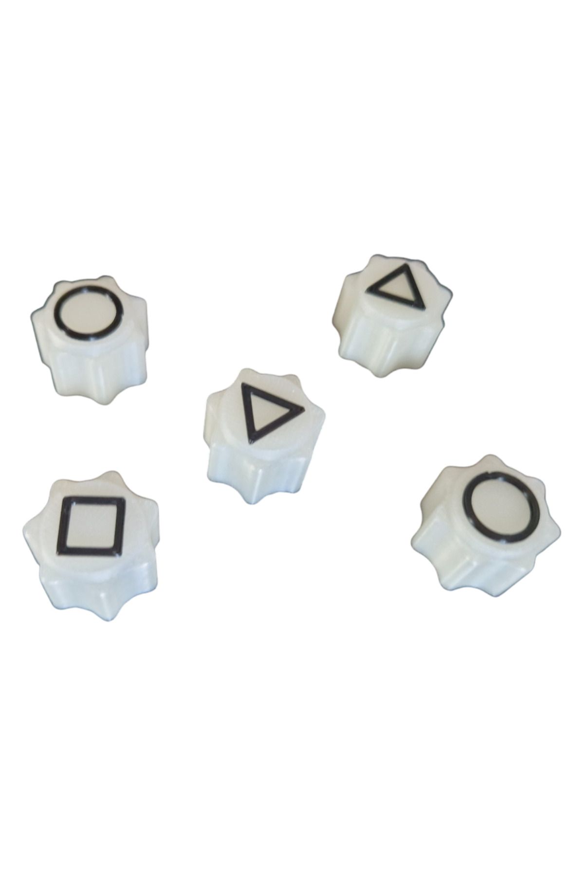 3DONE MODELS-Glow-in-the-dark Gonggi game set with stand and keychain, Squid Game, 3D printed 5