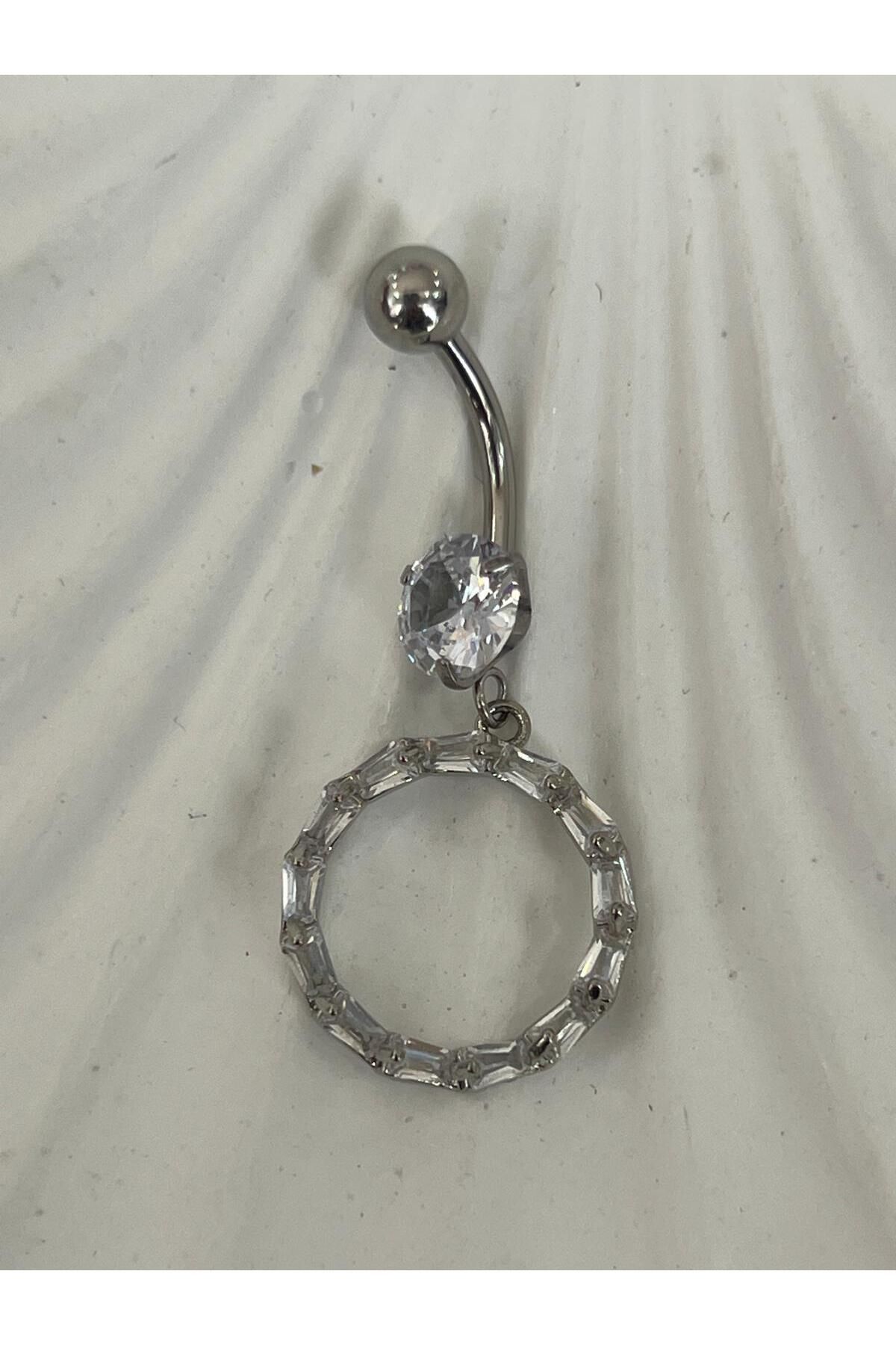 Meri Göbek piercing