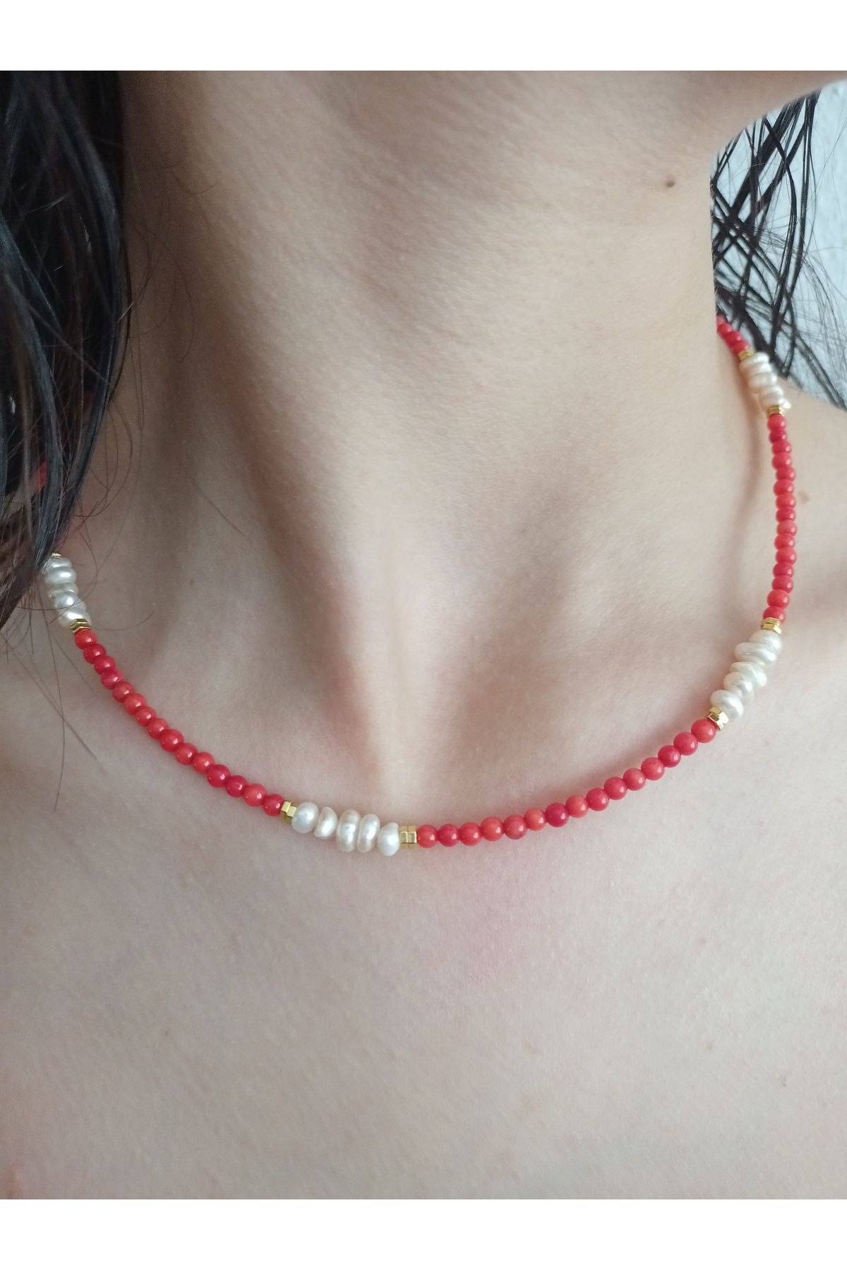 Mudita Tasarım 3 mm mercimek mercan , 3 mm rondela rose kum inci tasarım kolye