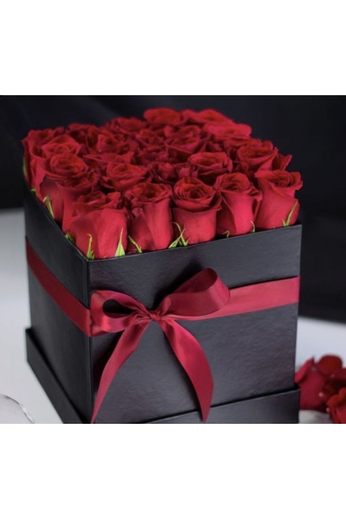 MSDA 🌹Lxury Kırmızı Gül 🌹 Siyah Kare Kutu