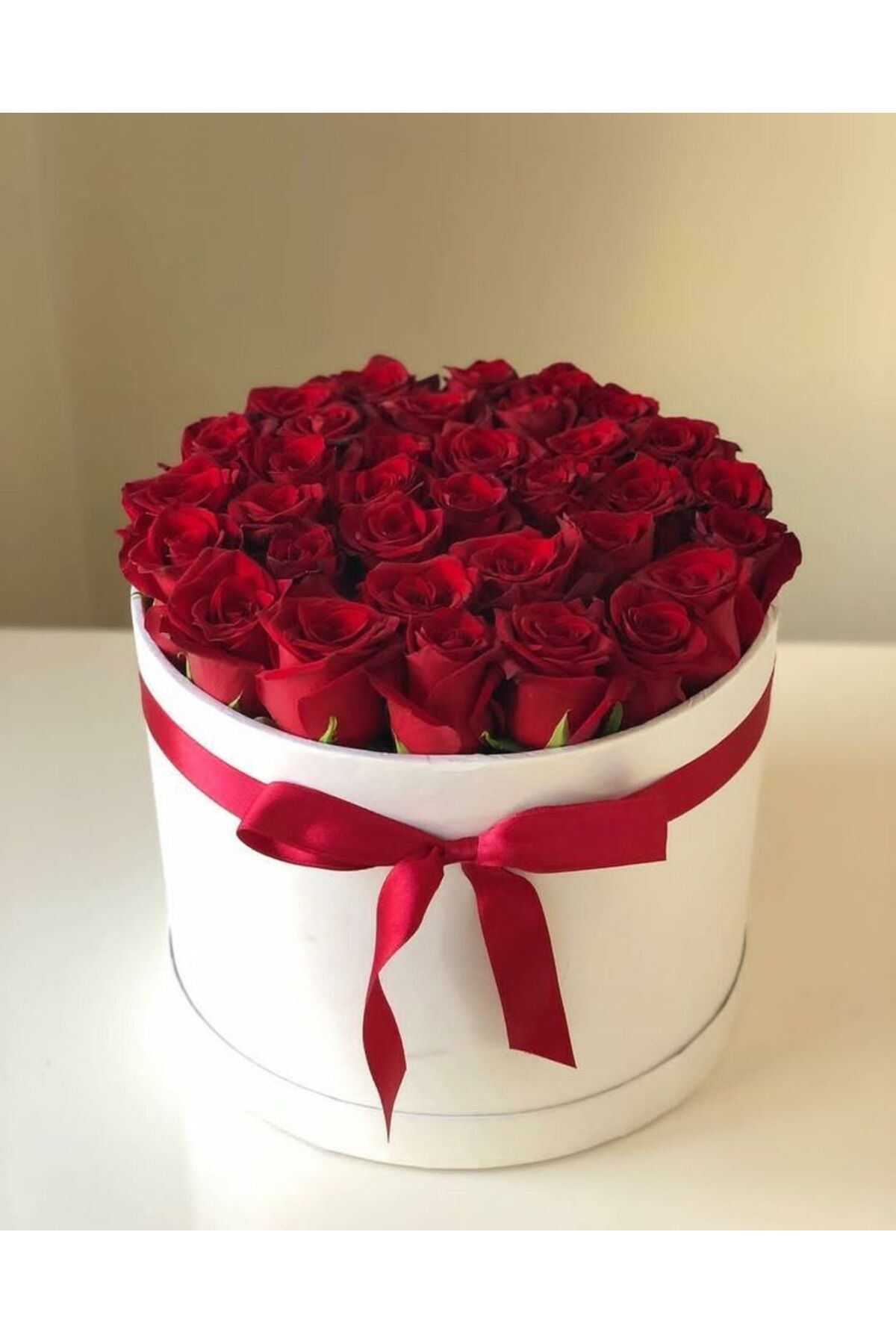 MSDA 🌹 Lxury Kırmızı Gül 🌹 Beyaz Silindir Kutu