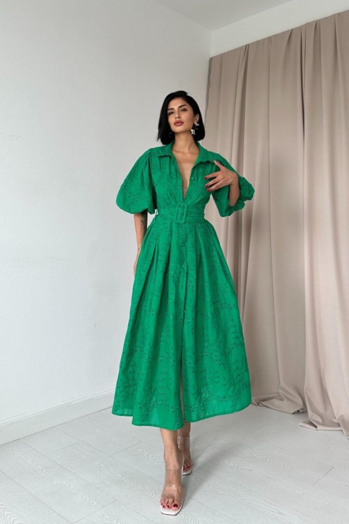 velmorafashion Yeşil Pileli Balkon Elbise
