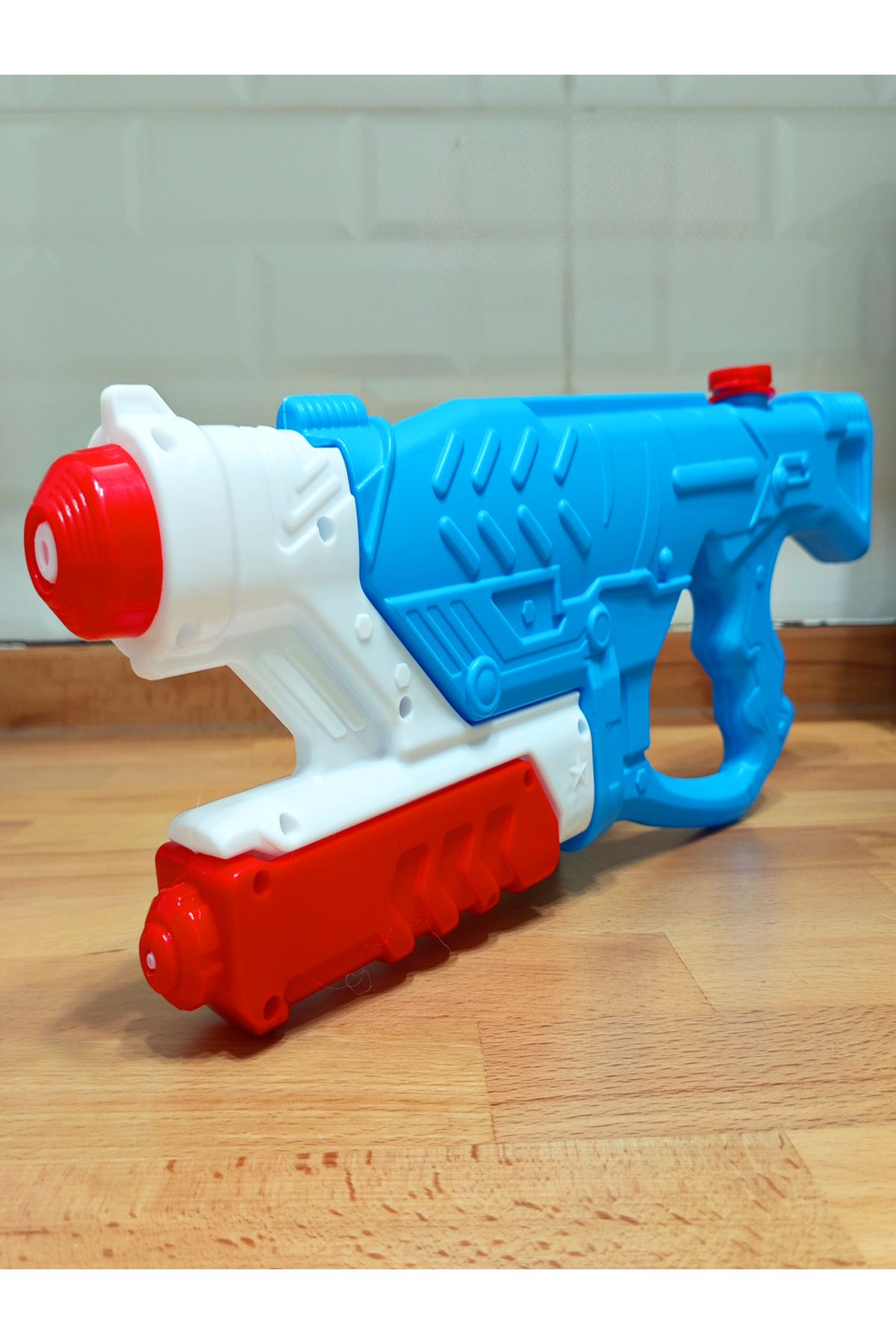 a v d a Pro Büyük Boy Pompalı Su Tabancası 1000ml Su Deposu