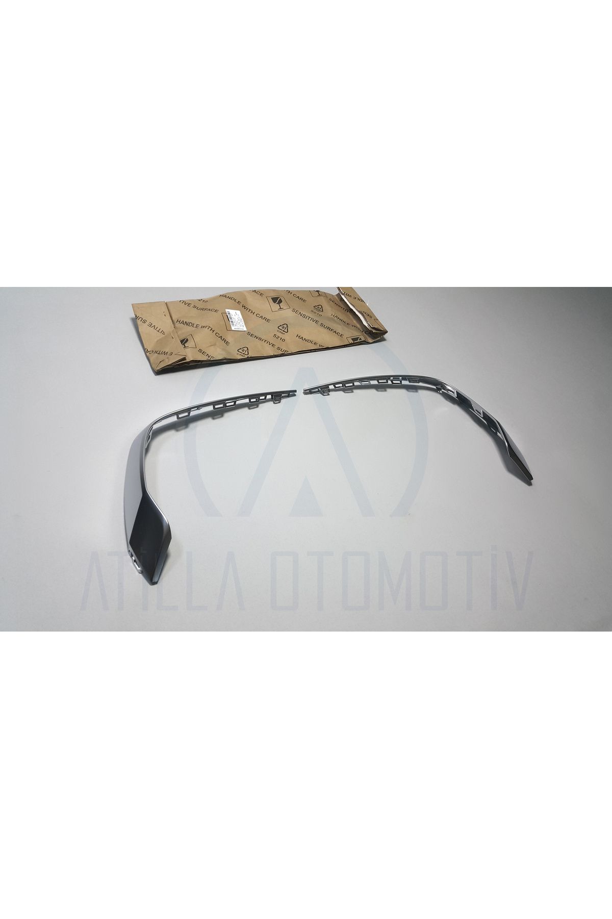 Aftermarket 2 x AUDİ A4 8W B9 16-24 S-LİNE ARKA TAMPON NİKELAJI SOL-SAĞ