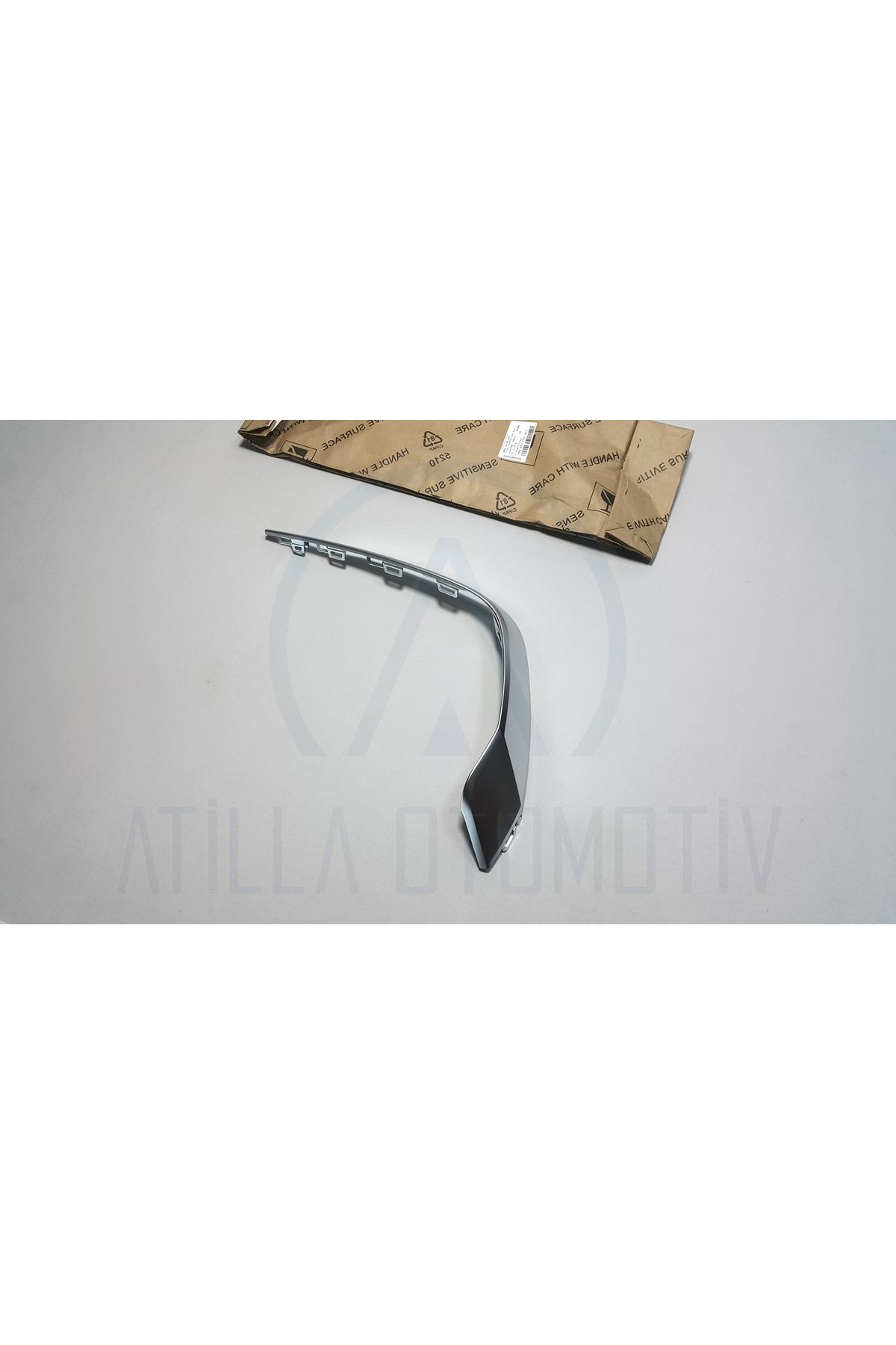 Aftermarket AUDİ A4 8W B9 2016-2024 S-LİNE ARKA TAMPON NİKELAJI SAĞ OEM