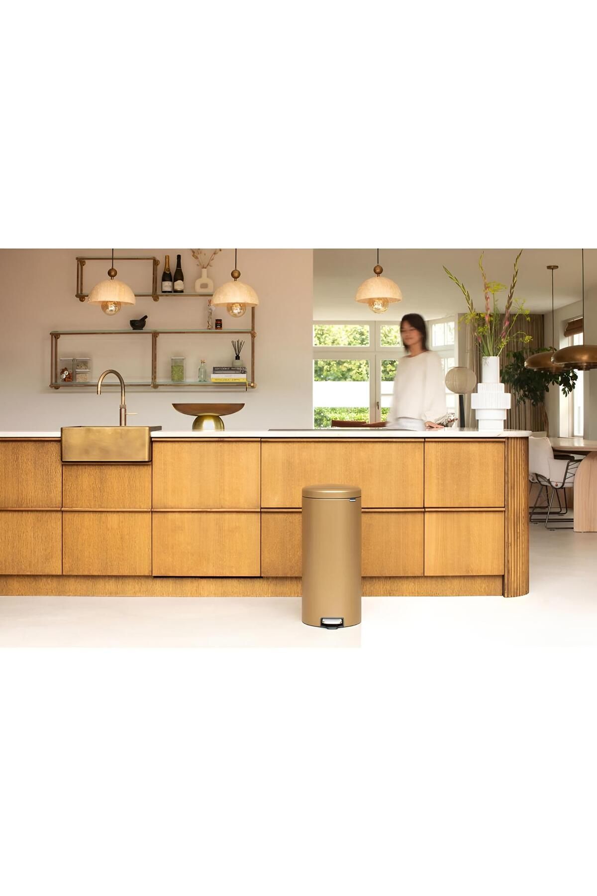 Brabantia Çöp Kutusu Newıcon Warm Brass Pedallı 30 lt Çöp Kovası