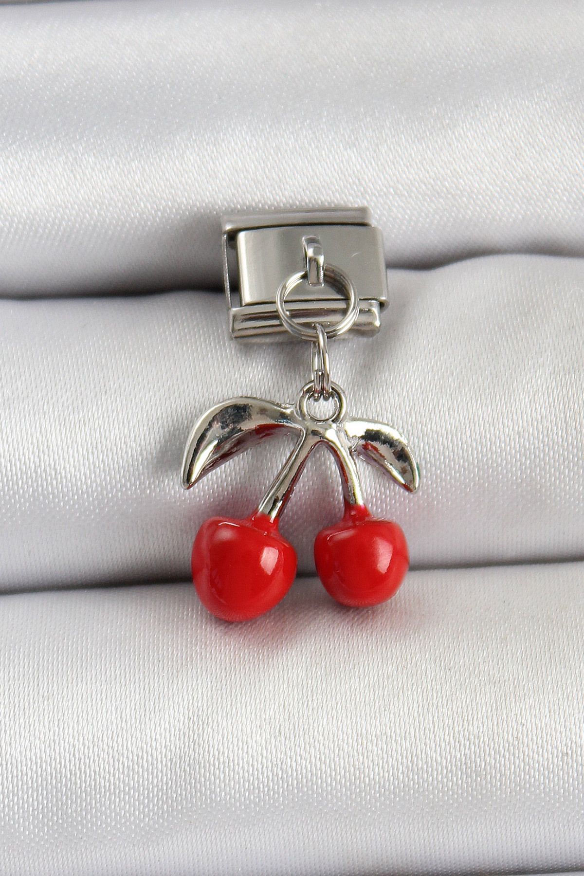 Angel Of Life 316L Çelik Sallantılı Renkli Kiraz Model Gümüş Renk Nomination Charm - TJ-BC1476