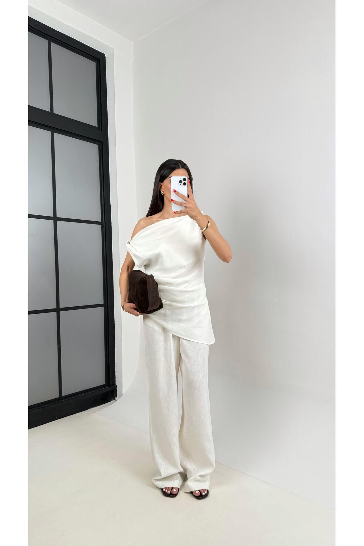 Gaus Beyaz Asimetrik Kesim Bluz Beli Lastikli Pantolon Tasarım Keten Takım Gaus00462
