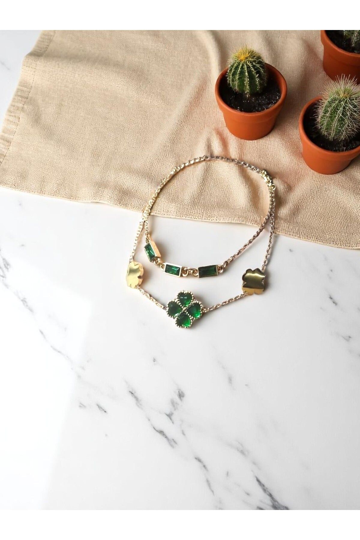 CLOVER JEWELRY Yeşil Taşlı İkili Yonca Çelik Bileklik