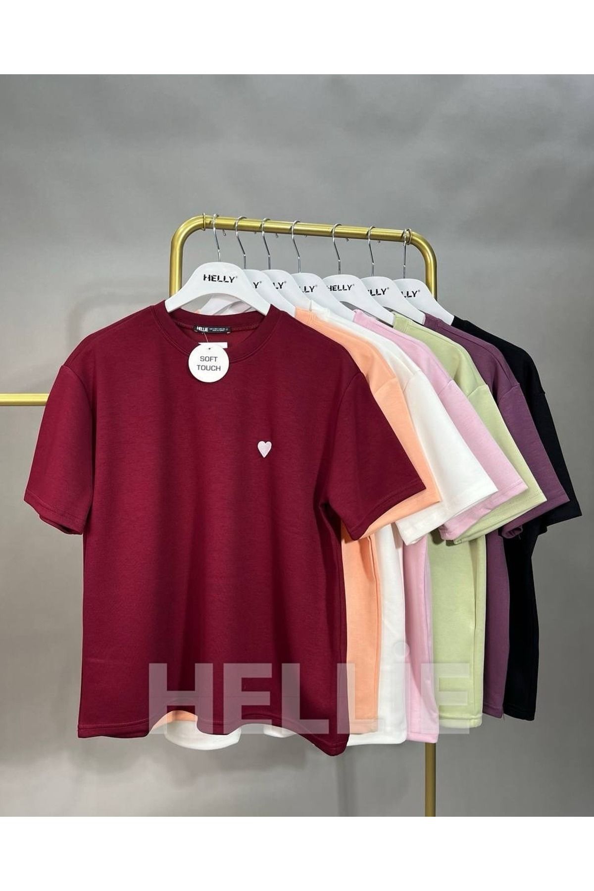 HELLİE Renkli Kalp Detaylı Yumuşak Dokulu T-Shirt