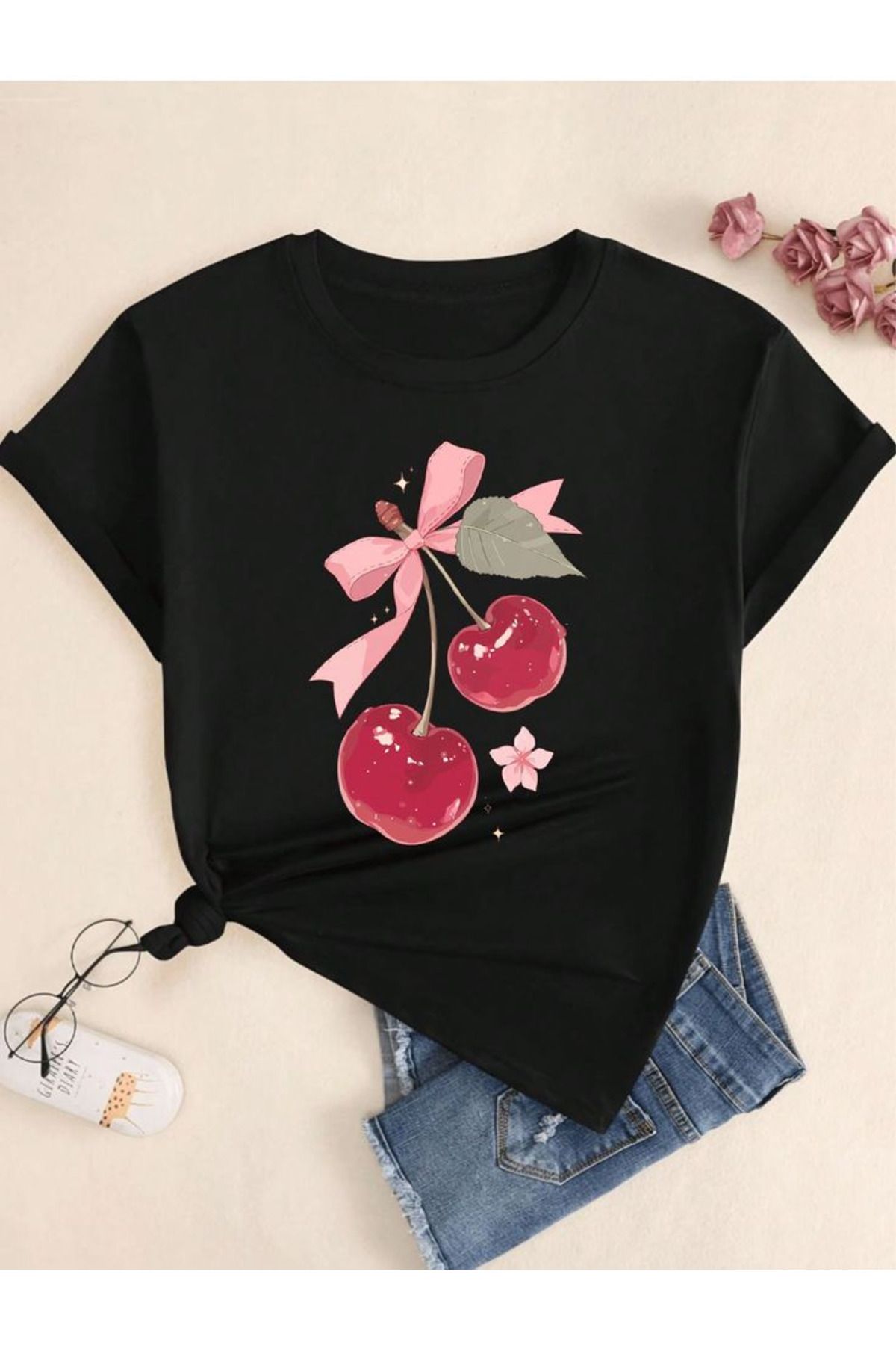 aynewmoda Kelebek Baskılı Pamuklu Tişört, Bebek Görünümlü Kadın Bluzu, Yumuşak ve Rahat Sanat Tasarım Tişörtü