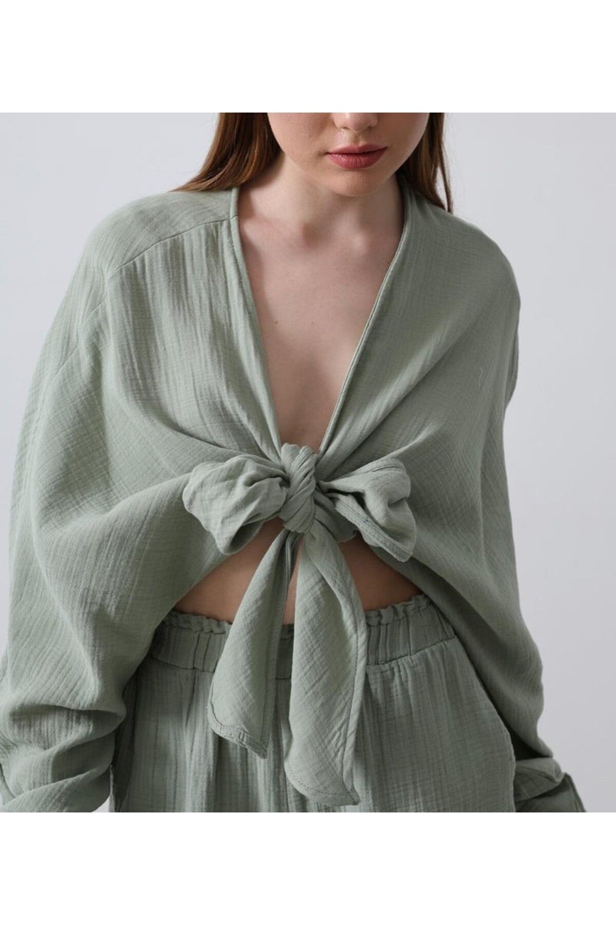 Reyon Önü Bağlama Detaylı Uzun Kollu Müslin Kısa Kimono Bluz