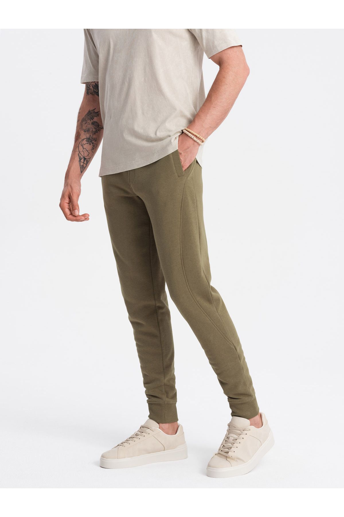 complete the look image