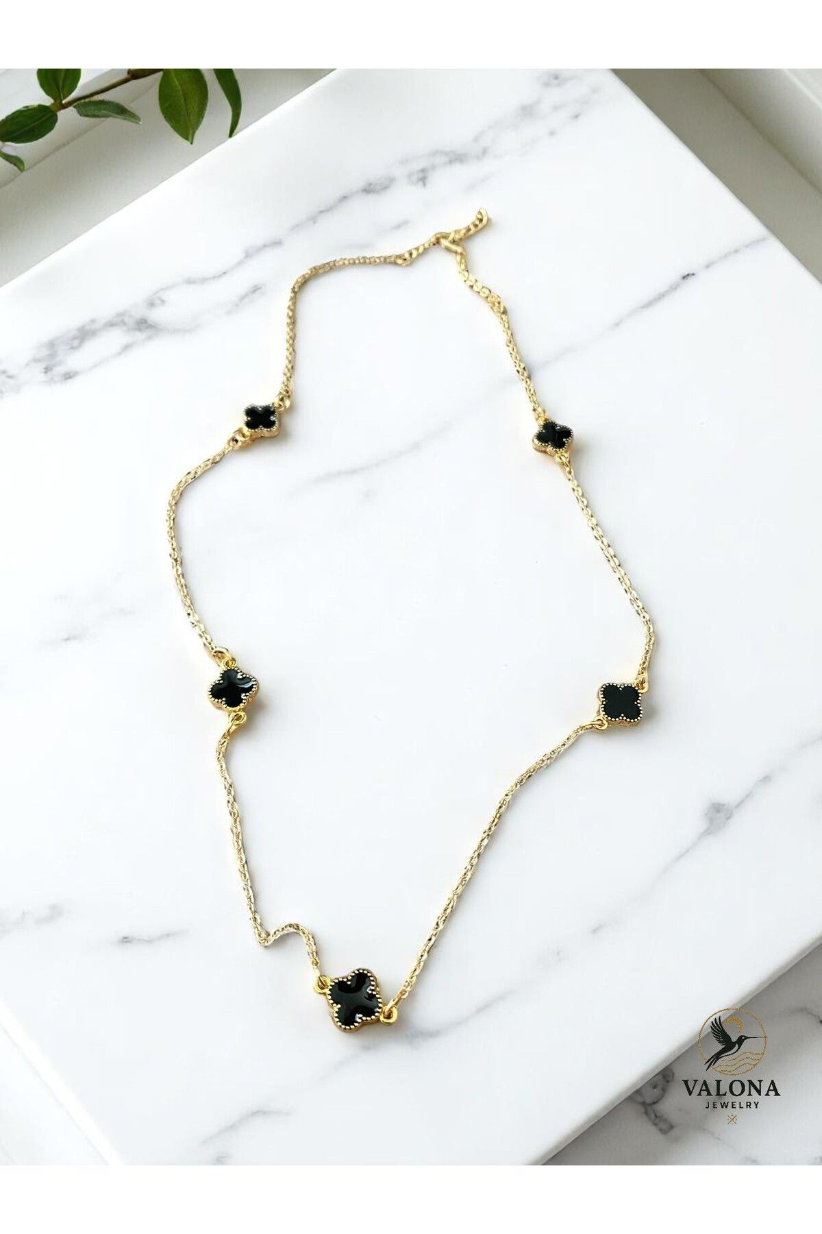 Valona Jewelry Siyah Yoncalı Gold Kolye