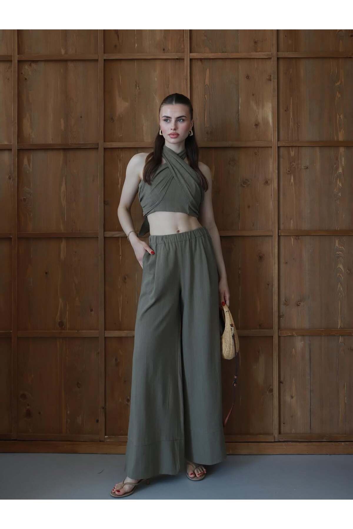 ZENİSO BUTİK KADIN ÇAPRAZ BAĞLAMALI CROP TOP & BOL PAÇA PANTOLON İKİLİ TAKIM
