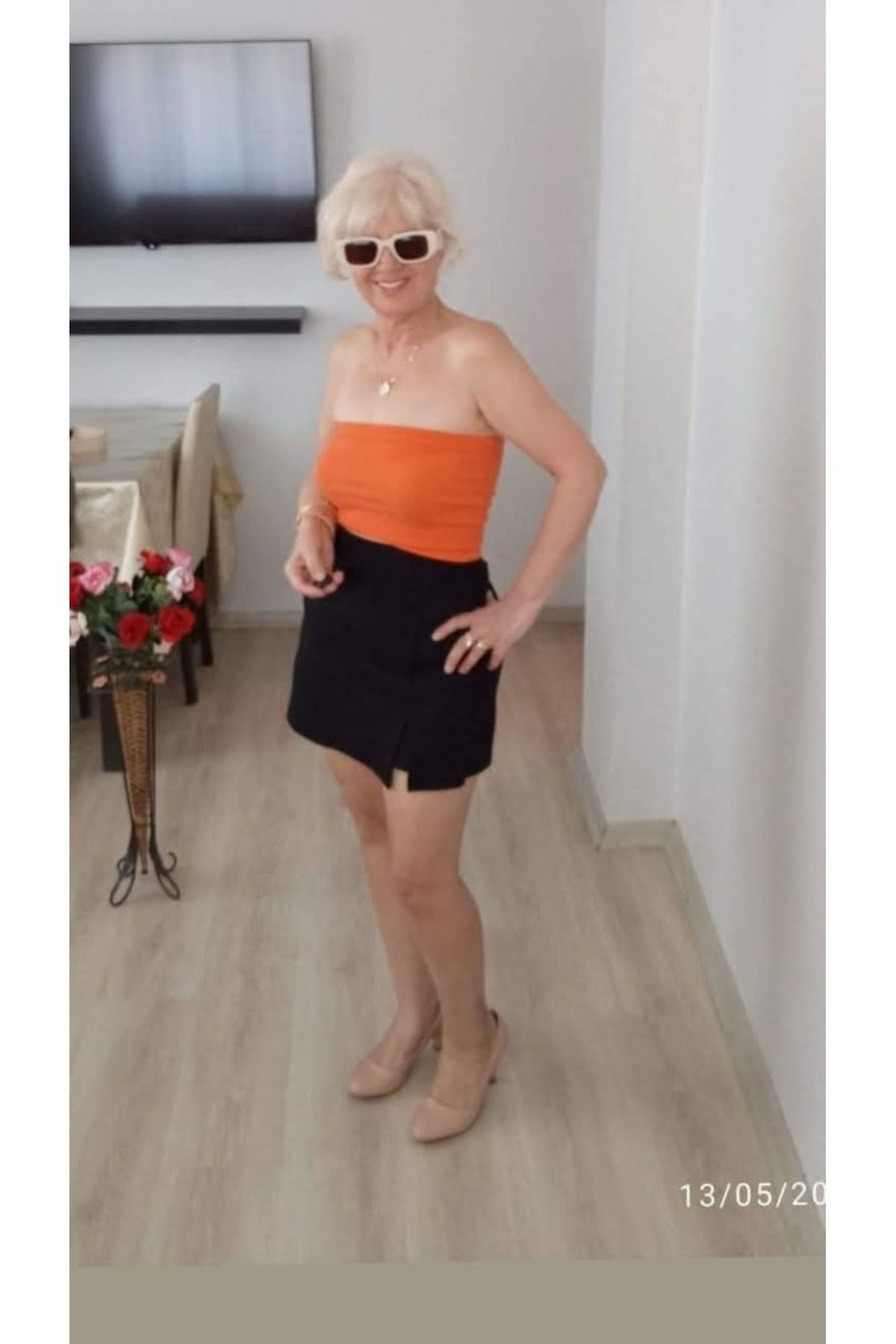 Butik kısa olmayan esnek harika straplez bluz