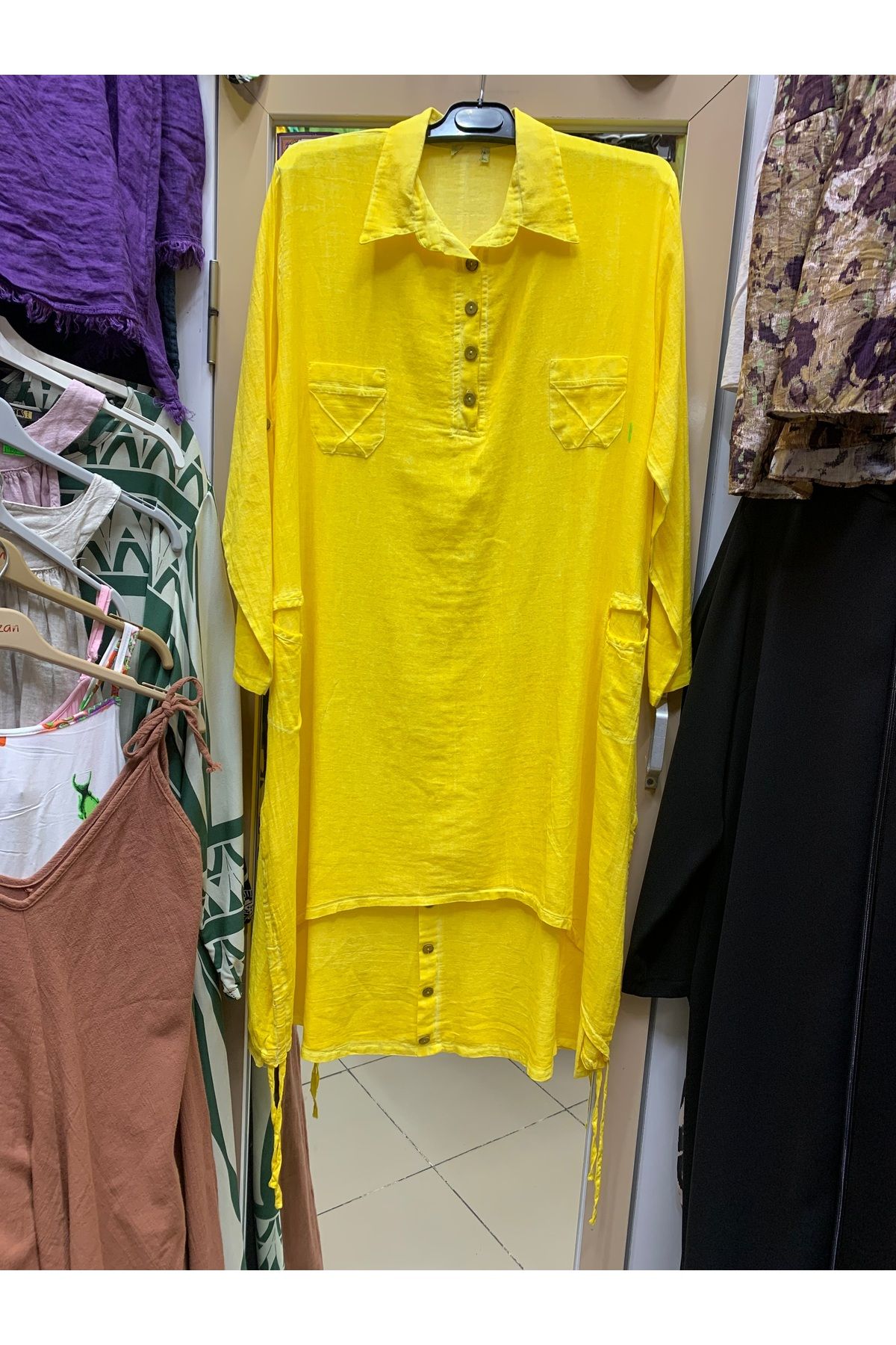 Butik Tesettür Ara Boy Büyük Beden Keten Astarlı Düğme Detaylı Tınik