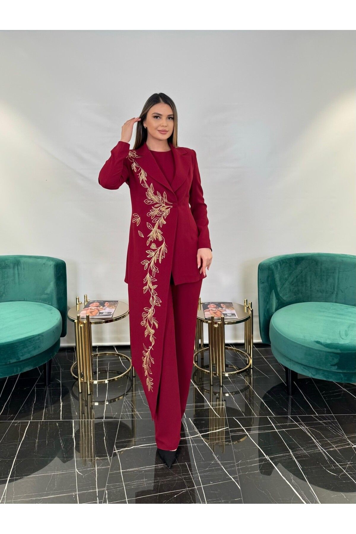 White Corner 3248 NAKIŞ İŞLEMELİ TAKIM