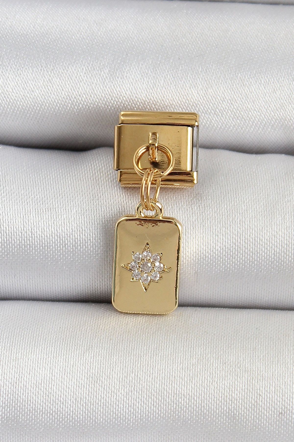 OurStyles L Çelik Sallantılı Zirkon Taşlı Kutup Yıldızı Figürlü Dikdörtgen Model Gold Renk No - Şık Tasarım Ta