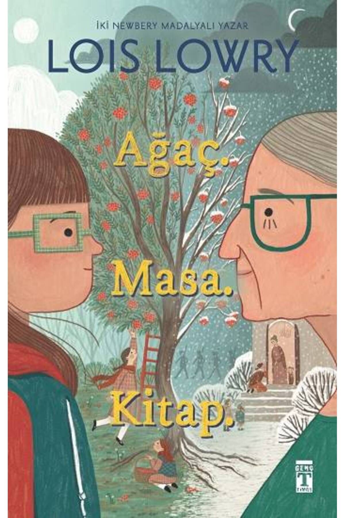 Genç Timaş Ağaç. Masa. Kitap.
