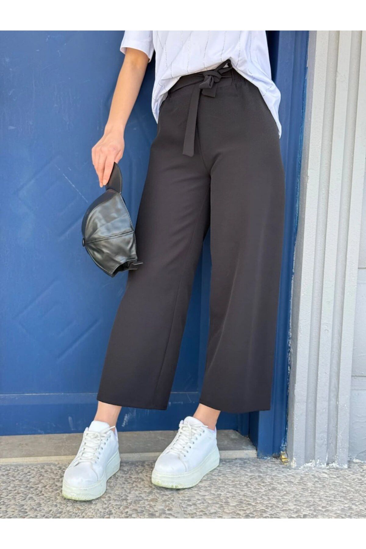 SİSİ Beli Bağlamalı Bol Paça Pantolon