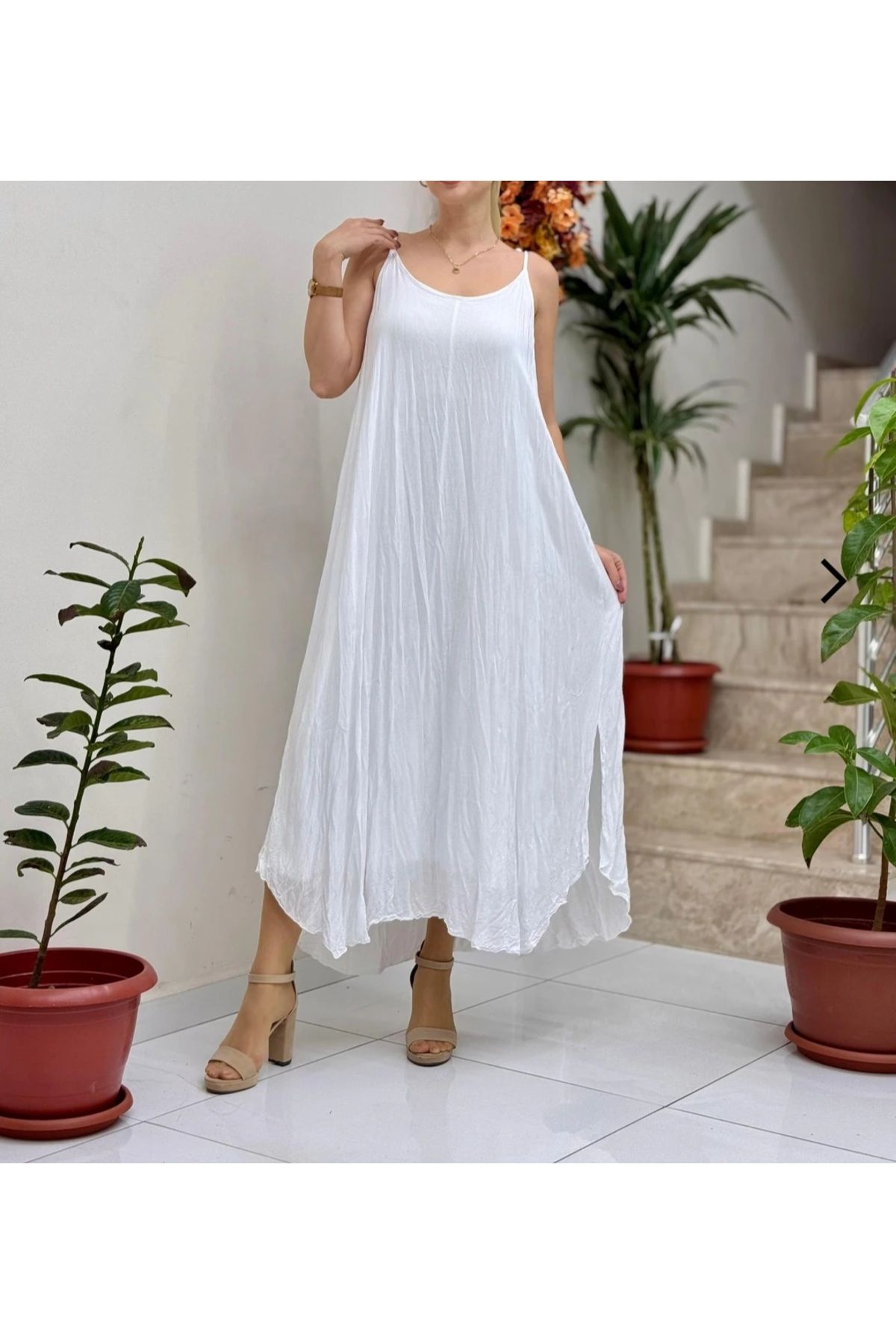 Butik Şans Askılı Yırtmaç Detaylı Vual Dokuma Elbise