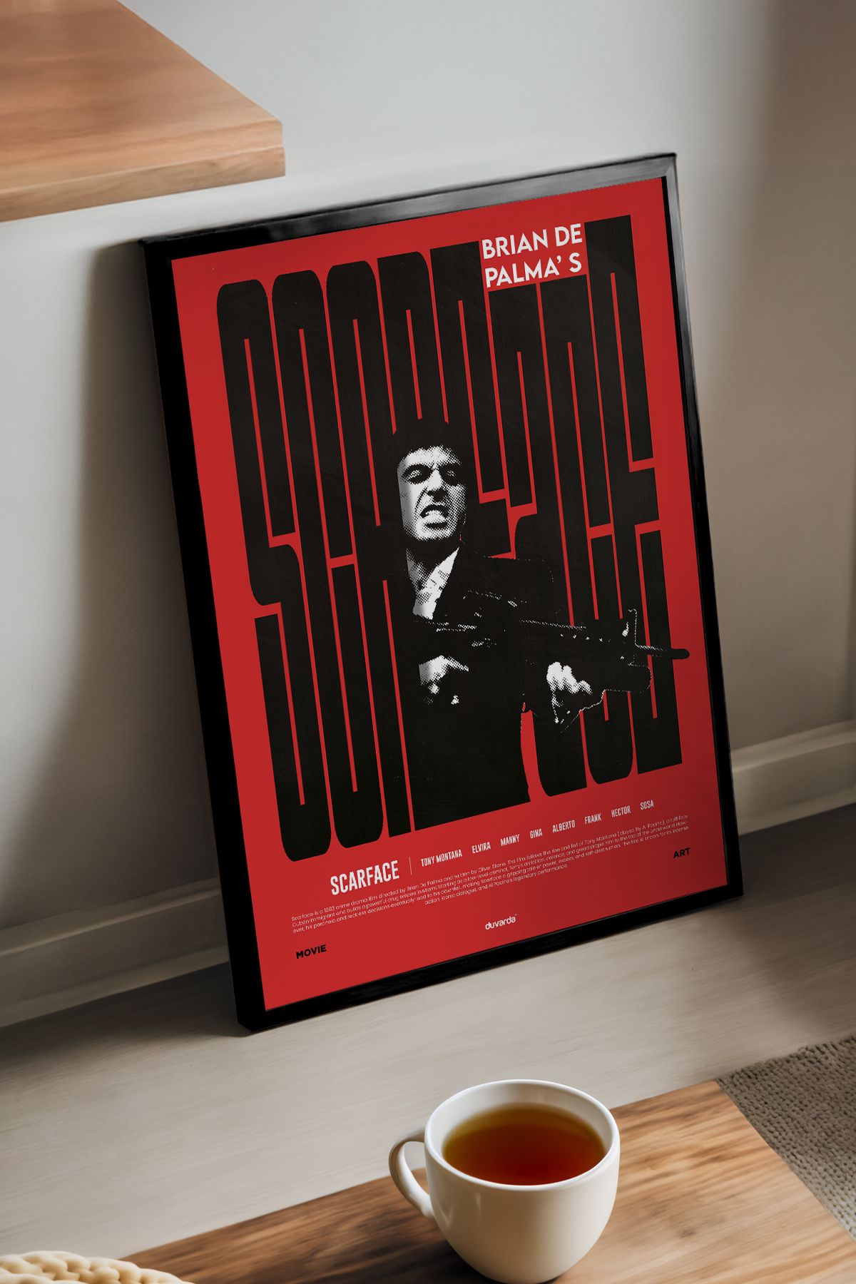 Duvarda Scarface Siyah Ahşap Çerçeveli Film Duvar Tablosu