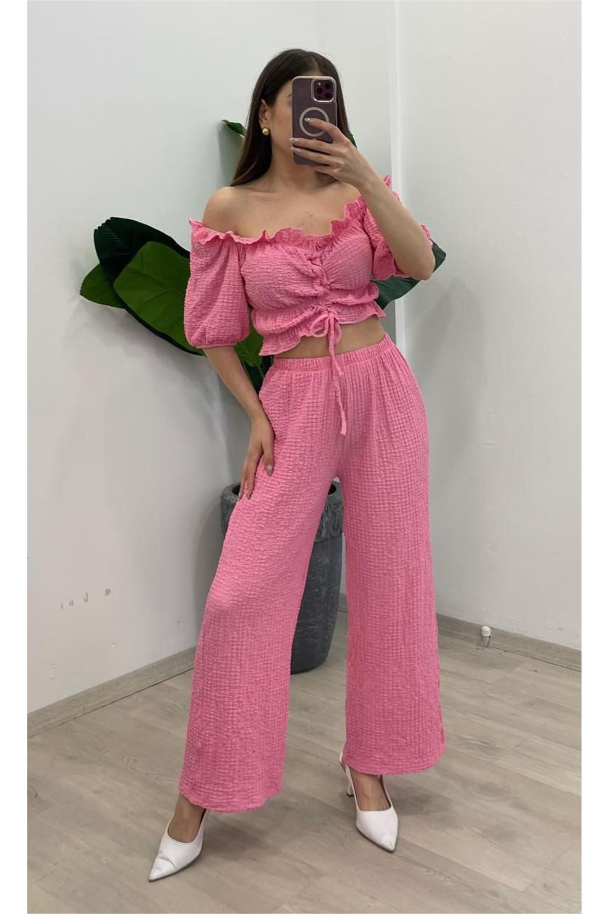 Butikdolabın Kadın Bürümcük Crop Bluz ve Pantolon Takım