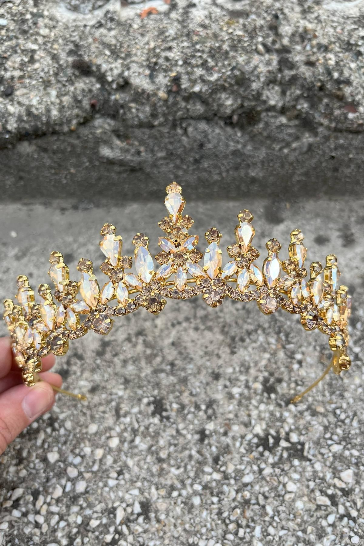 Hobigram Elvira Gold Gelin Kına Tacı Özel Gün Aksesuar Kadın Taç Saç Aksesuarı