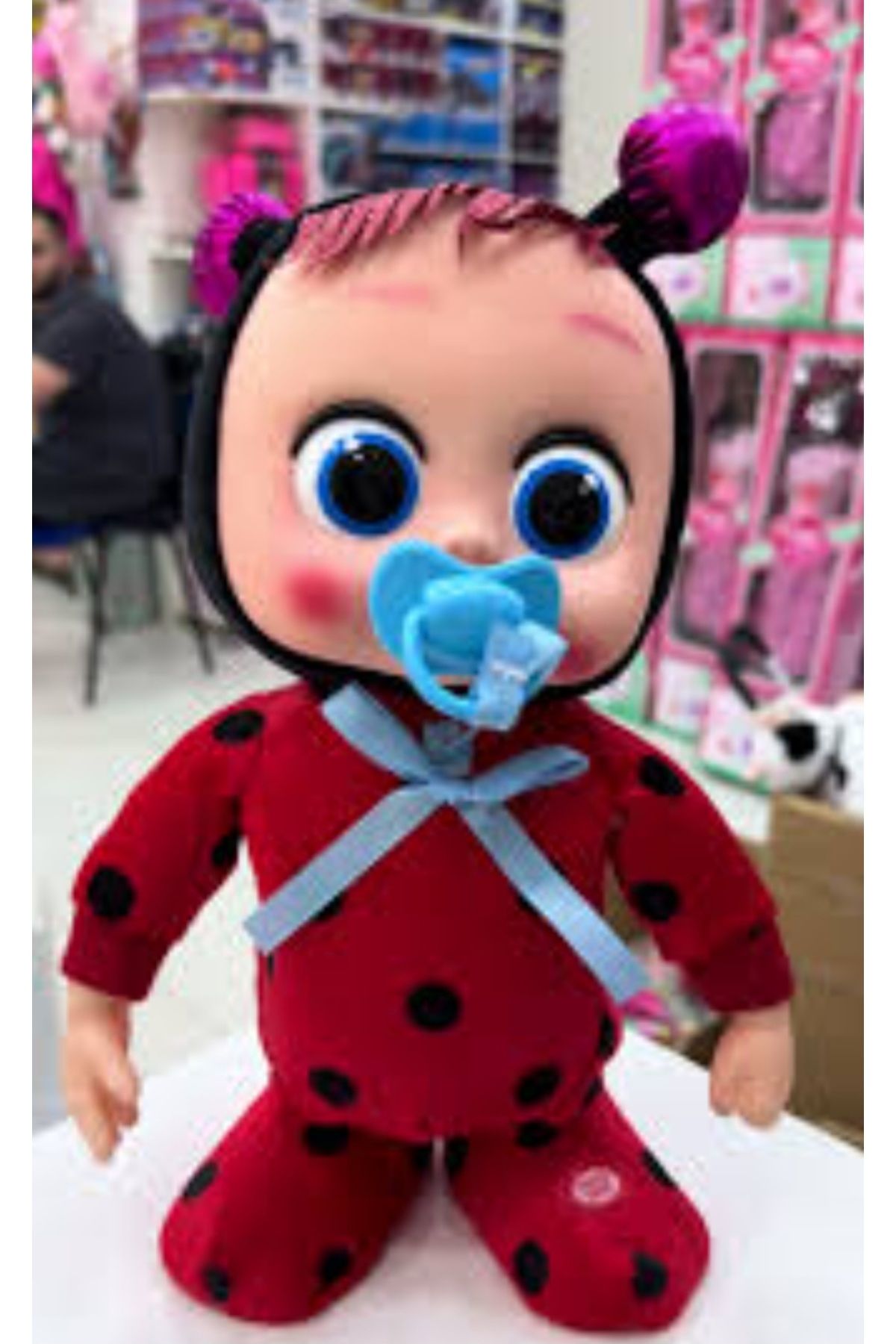 1000 çeşit hediye dünyası Cry baby ağlayan,yürüyen ve dans eden emzikli bebek