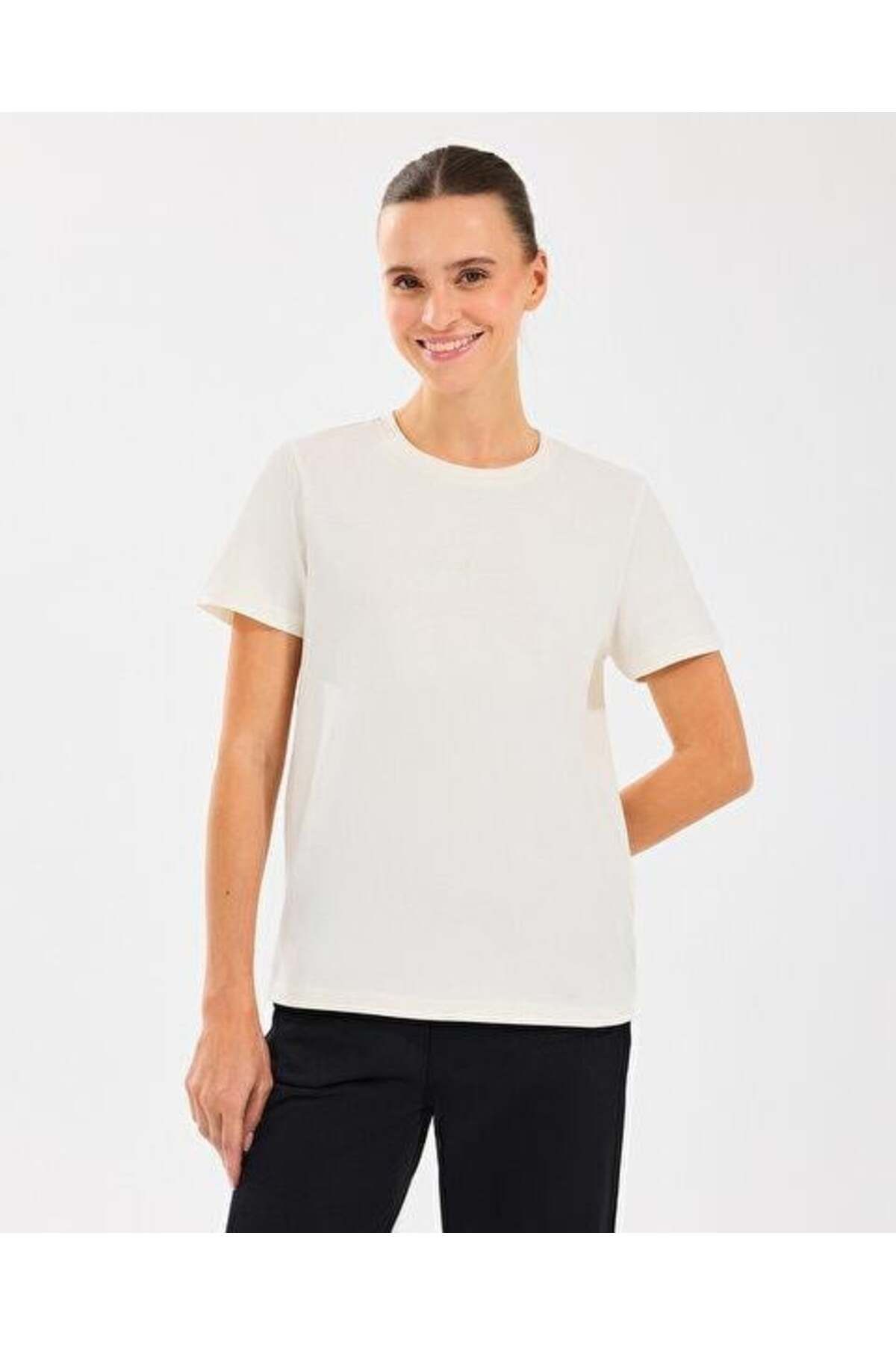 SKECHERS W Essential Crewneck T-Shirt