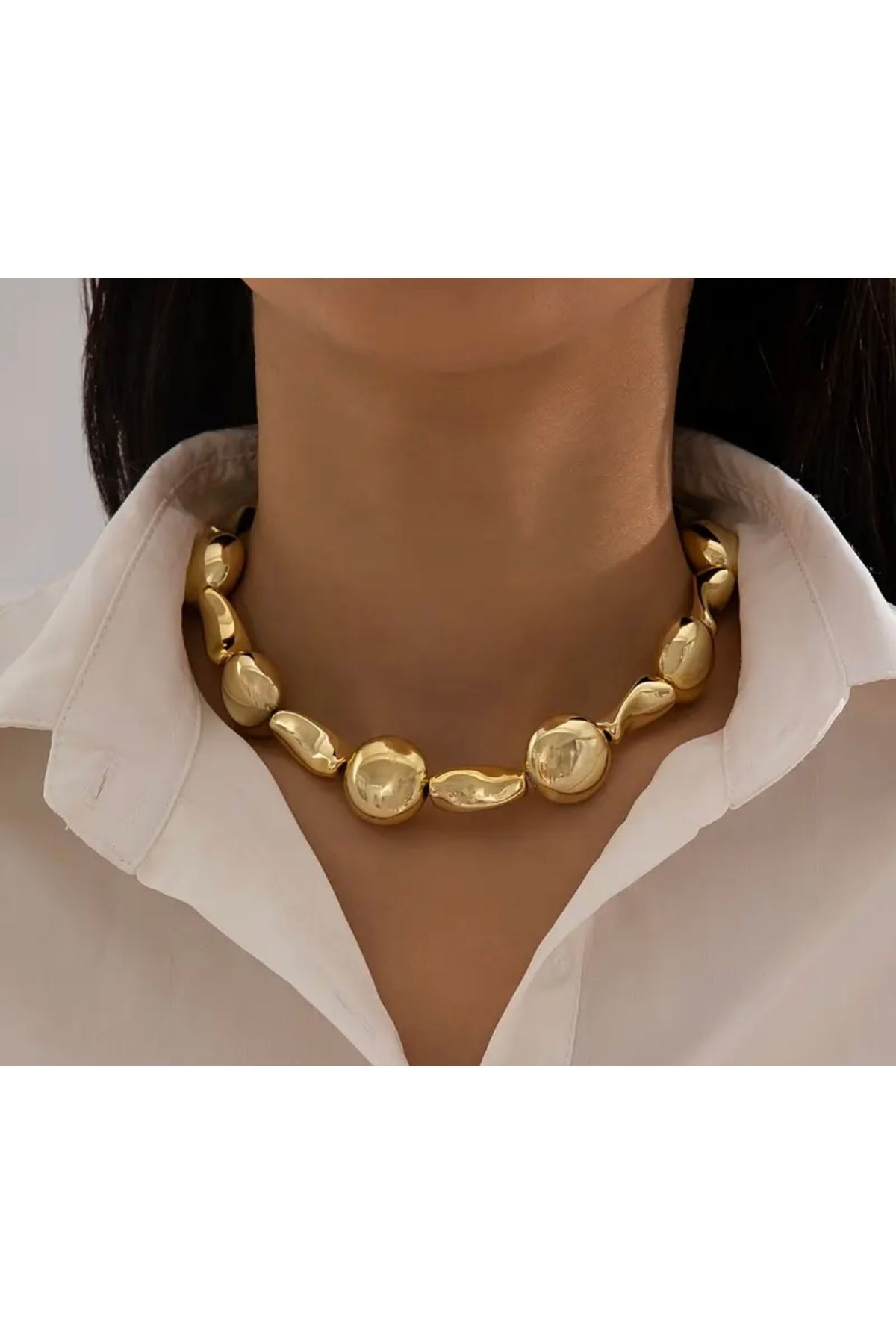 Queen B JewelryCo Gold Kolye