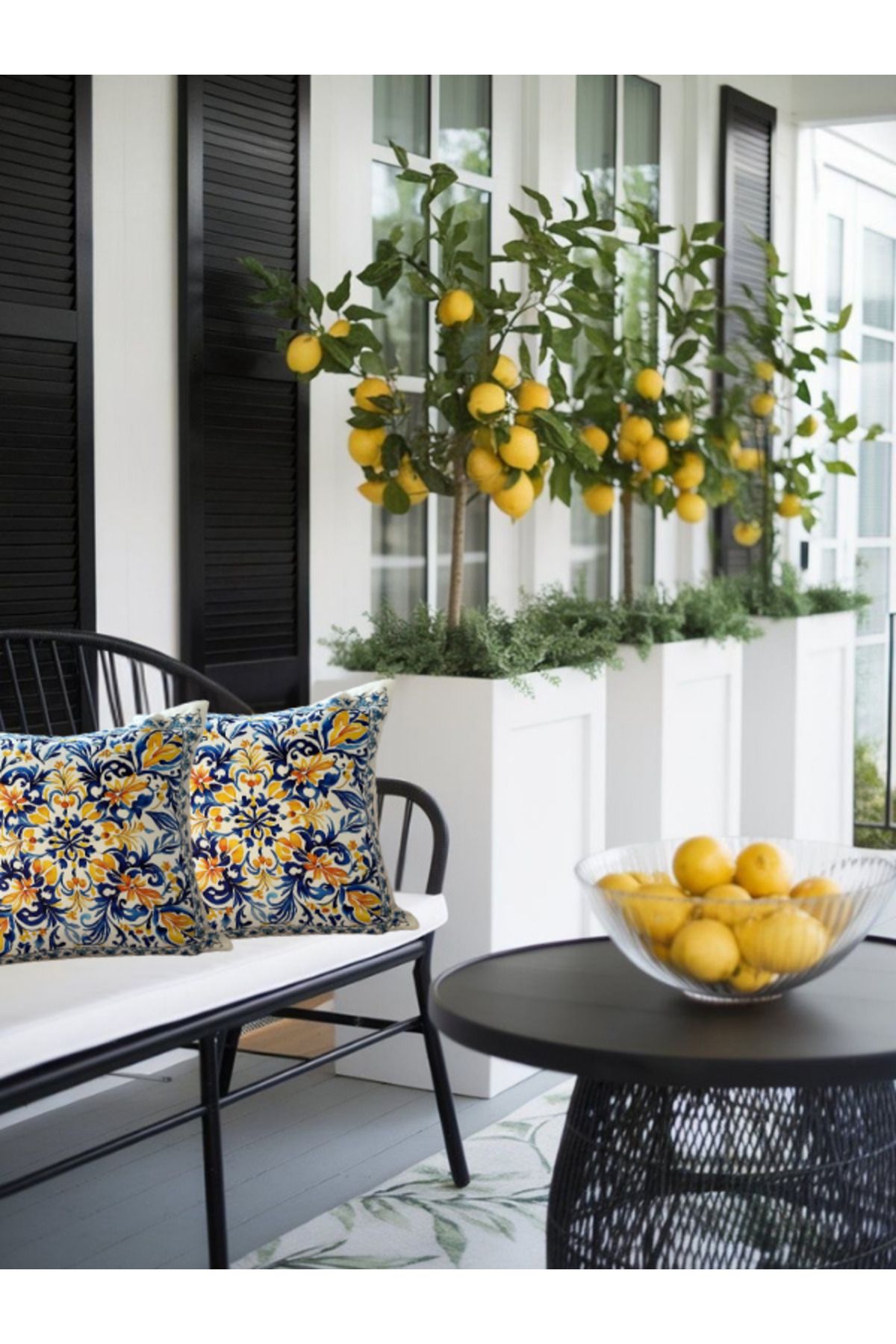 white rabbit home Amalfi Çiçek Desenli Kırlent