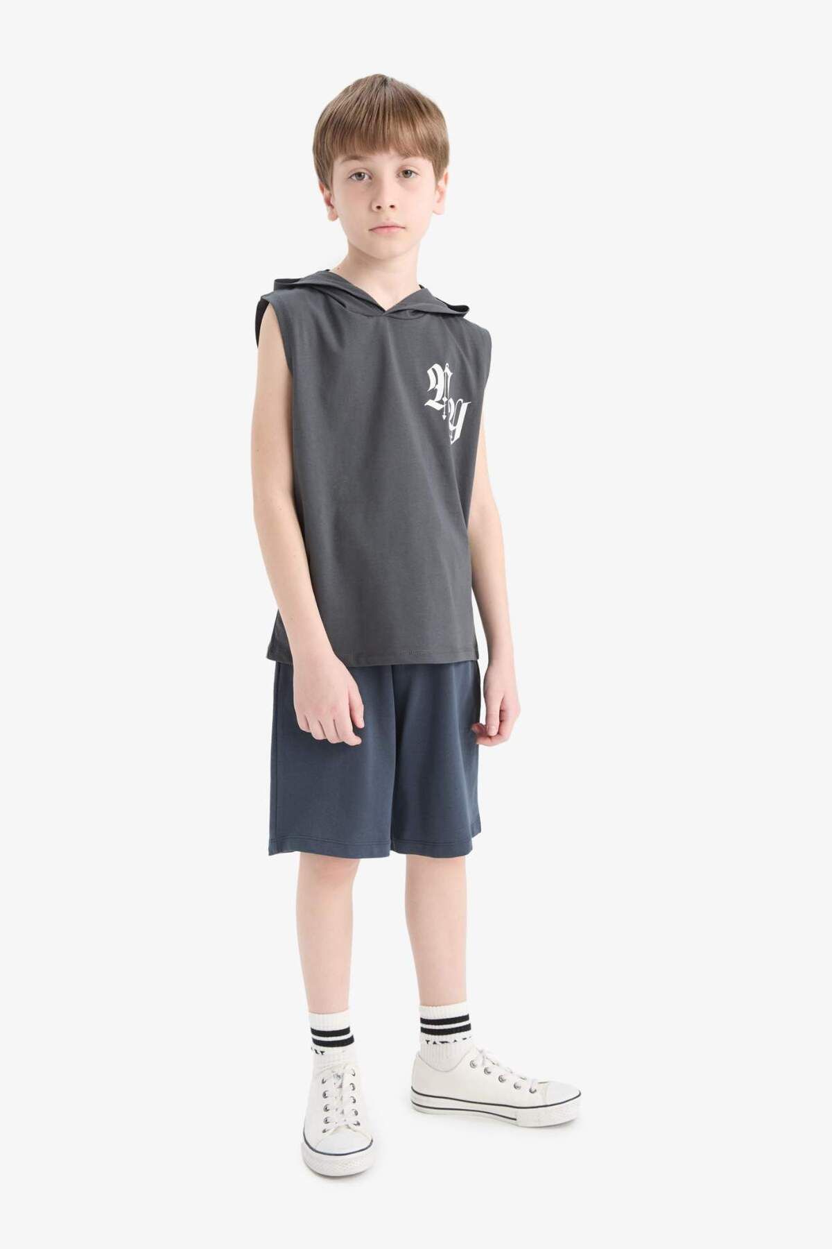 DeFacto-Boy's Basic Plain Shorts with Elastic Waist E0161A825Sm 3