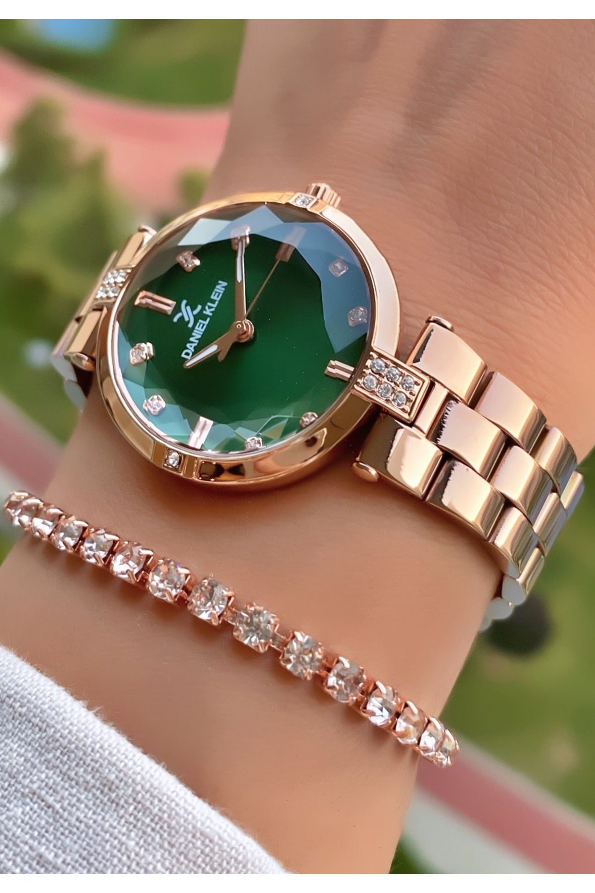 Daniel Klein Rose Yeşil Renk Kristal Taşlı Kesme Cam 2 Yıl Garantili Kadın Kol Saati -Işıltılı Bileklik