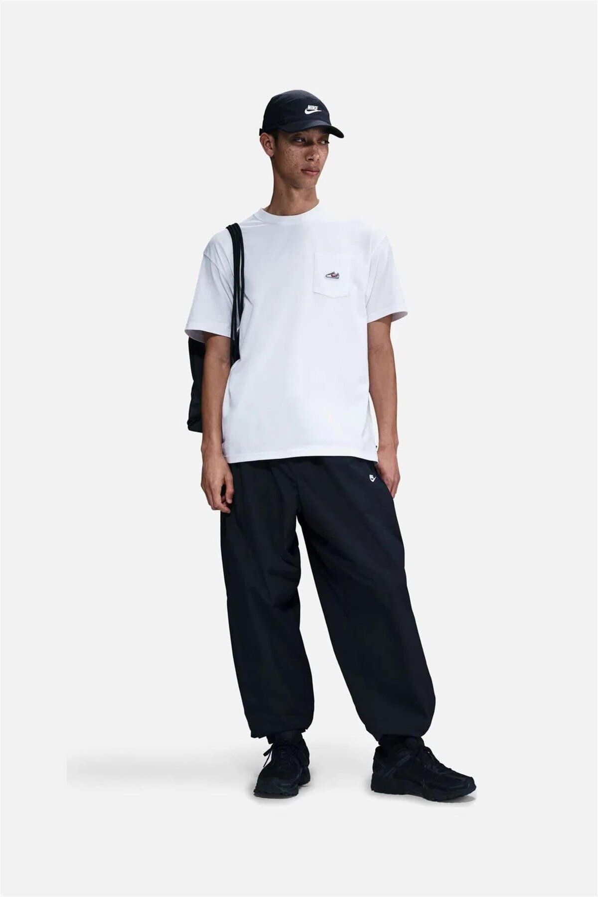 Nike Nsw Tee M90 Snkr Ptch Pkt 2 Erkek Tişört Ib1382-100