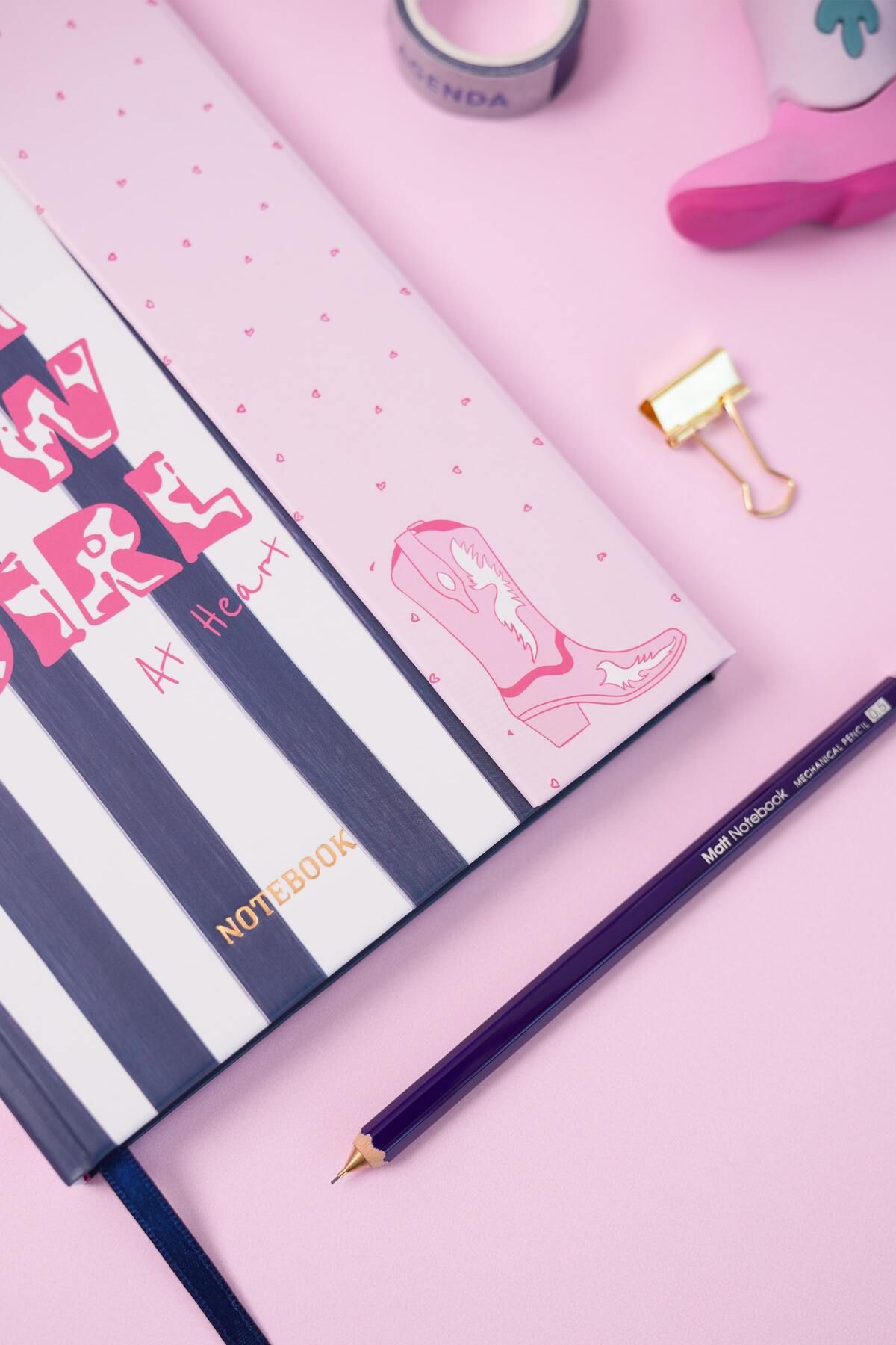 Matt Notebook-A5 15X21 Magnet Cover Notebook Lined 5