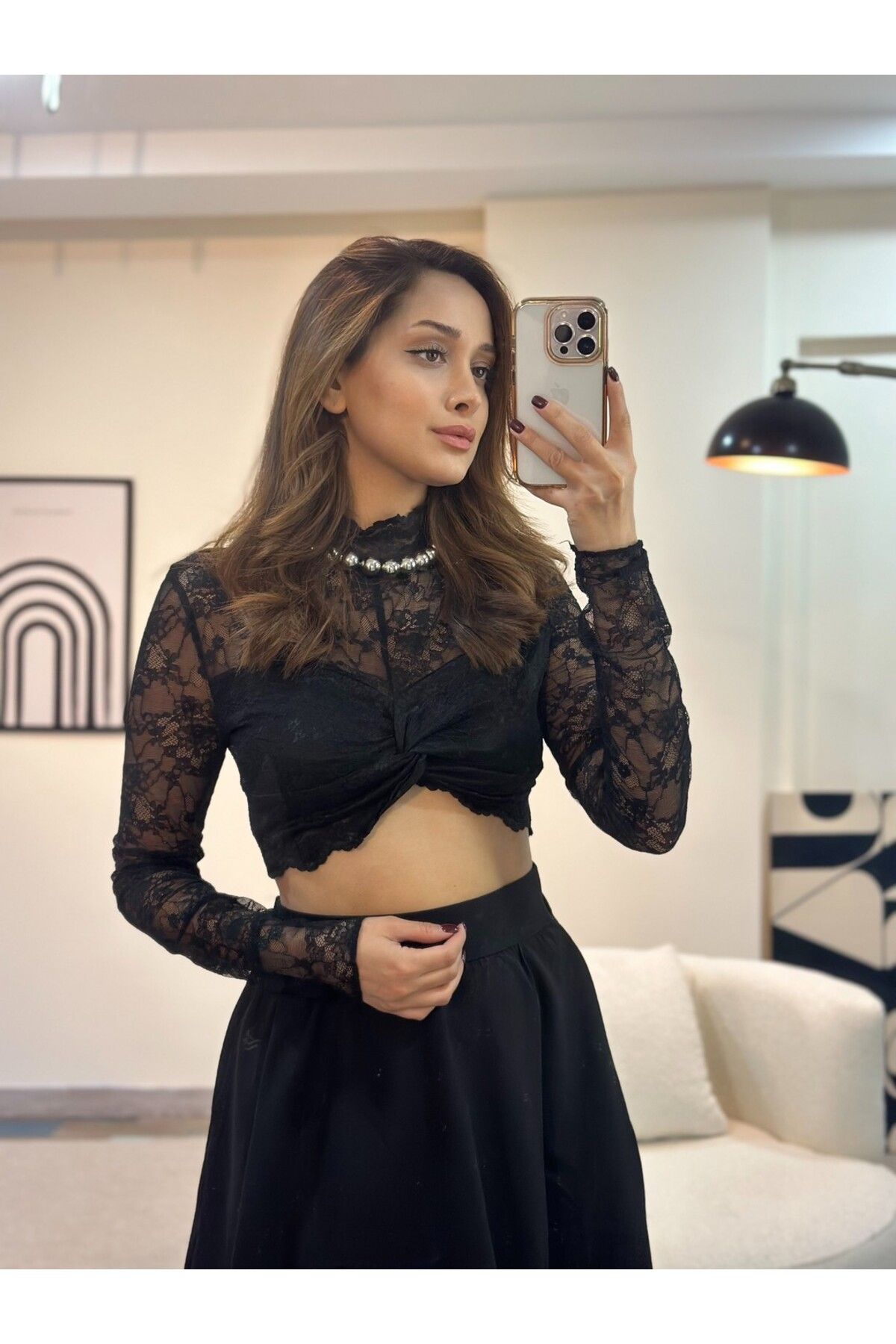 Soshow Dantelli Uzun Kollu Crop Bluz