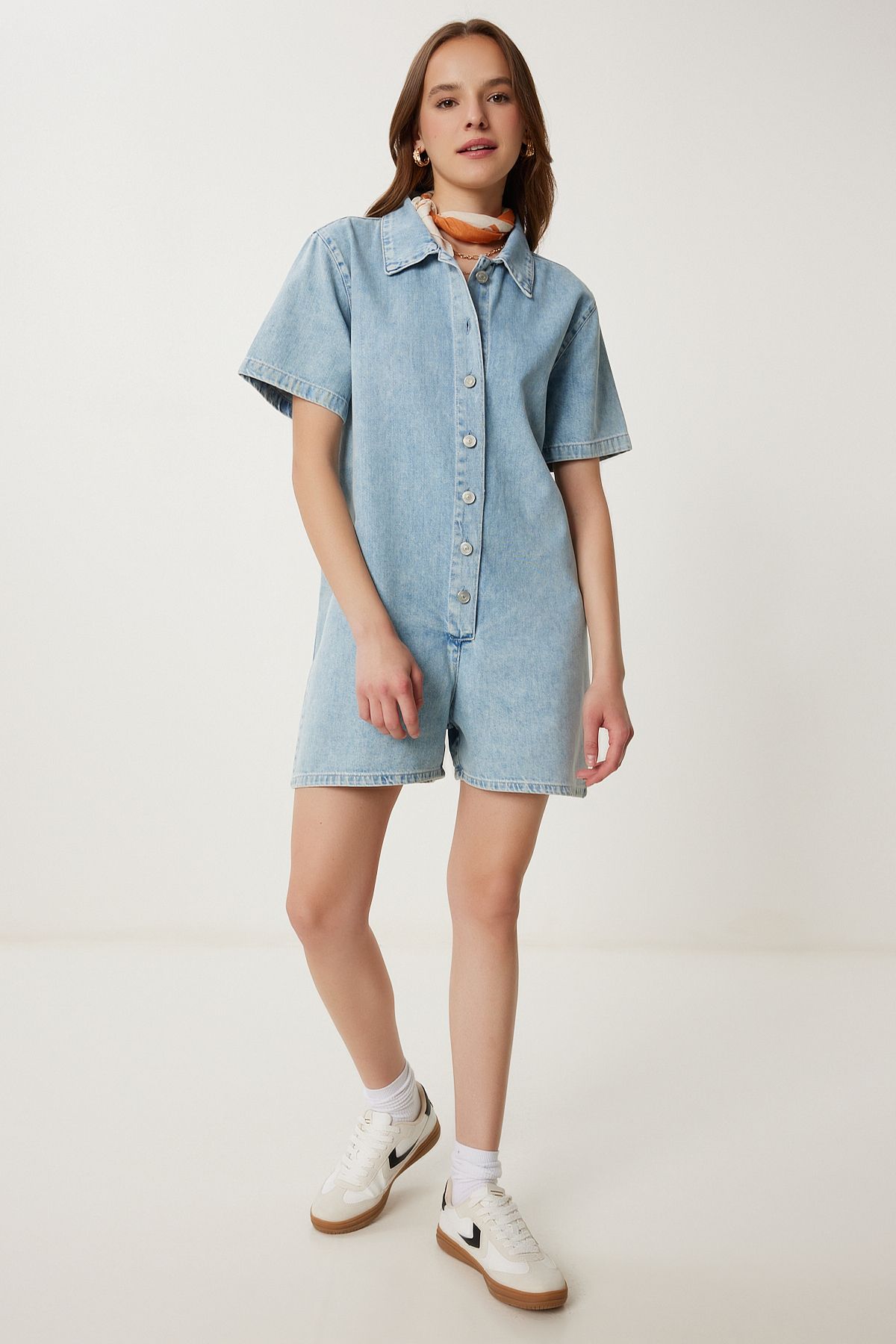 Happiness İstanbul Kadın Açık Mavi Geniş Kalıp Denim Şort Tulum FG00035