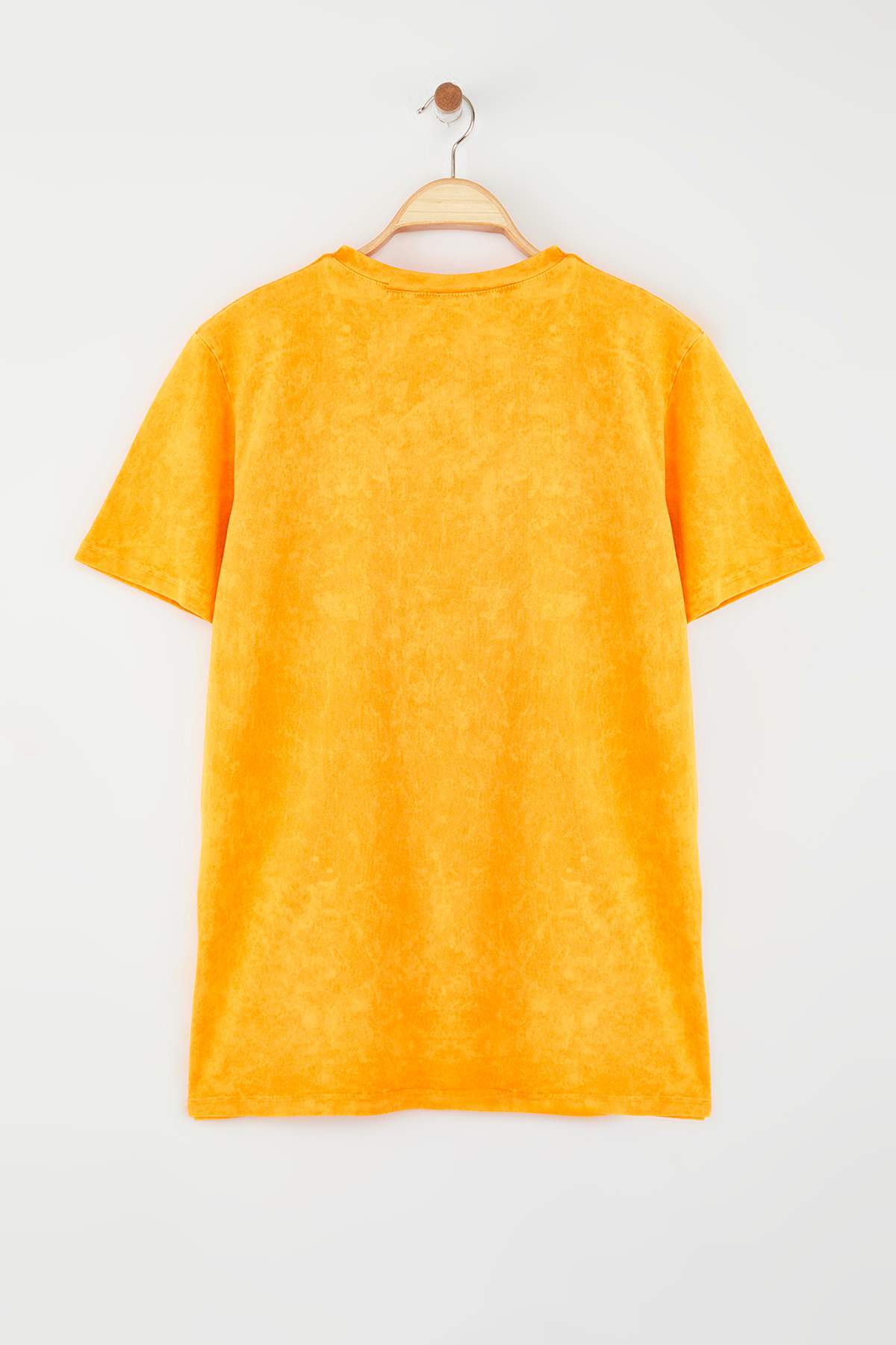 Trendyolmilla  Turuncu Kalın Pamuklu Yıkamalı/Soluk Efektli Regular/Normal Kalıp Örme T-Shirt TWOSS25TS00211 - Görsel 6