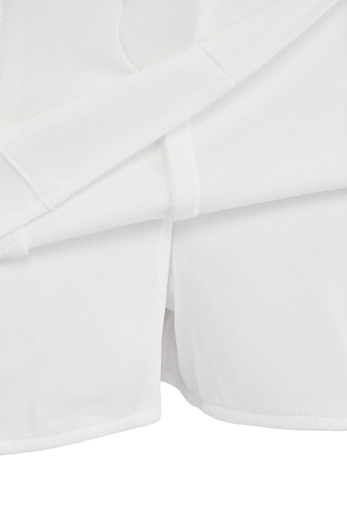 Trendyolmilla  Beyaz Kemerli Mini Dokuma Etek Görünümlü Şort TWOAW25SR00027 - Görsel 8