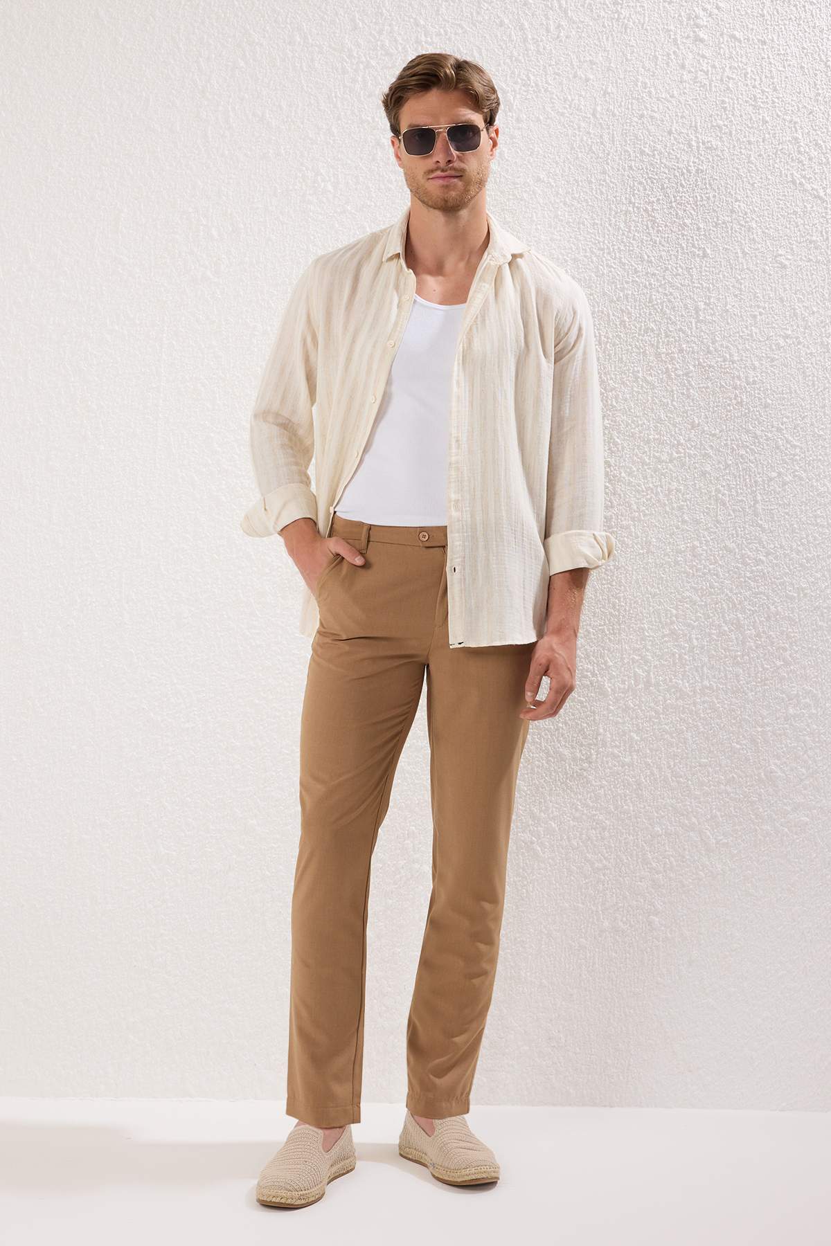 Trendyolmilla Man Bej Slim Fit İtalyan Kesim Chino Kumaş Pantolon TMNAW23PL00034