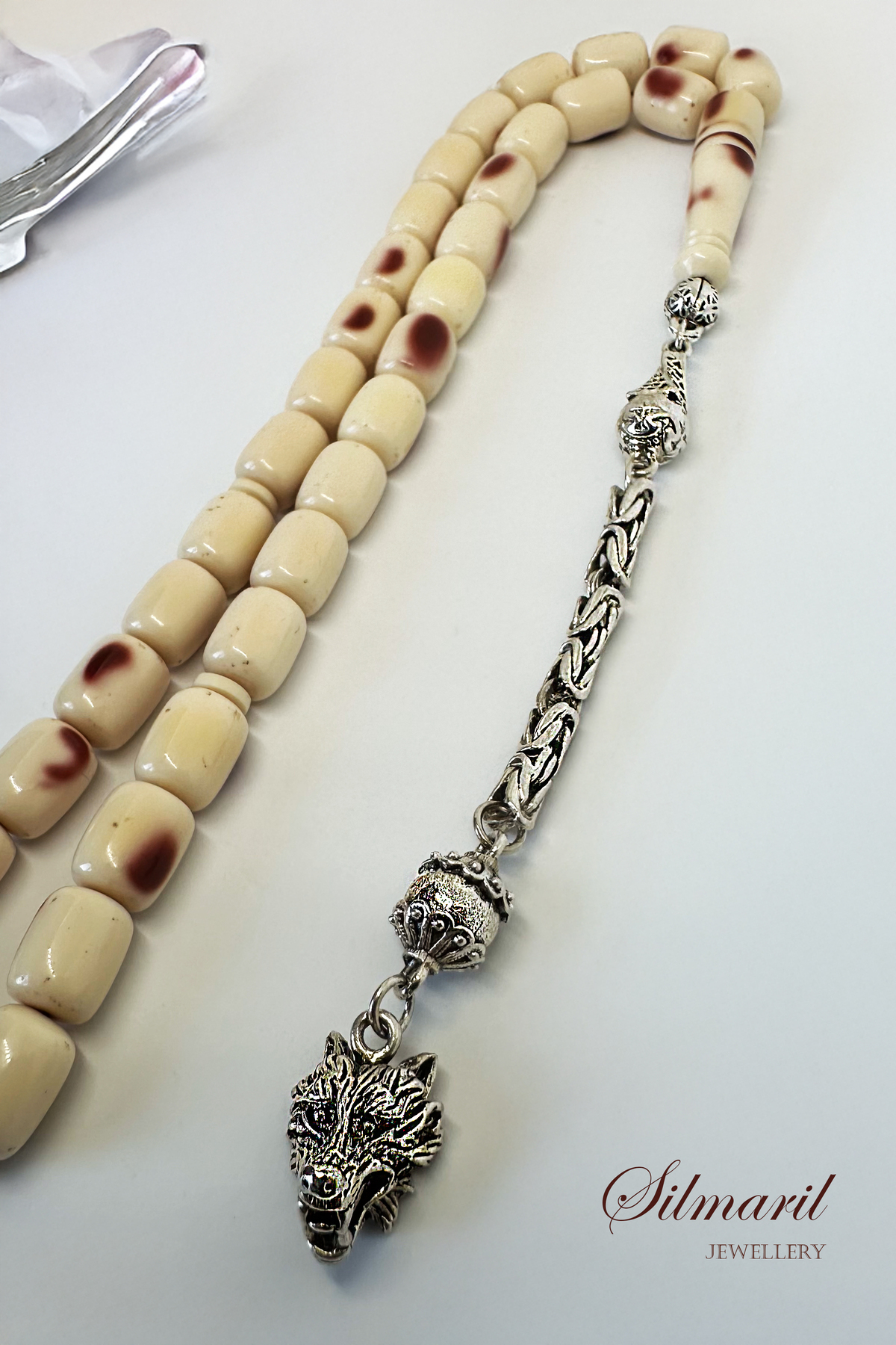 Yıllandıkça Güzelleşen Tespih: Zamanla Kızaran Benekli Kanayan Bağa Tespih - Özel Püsküllü