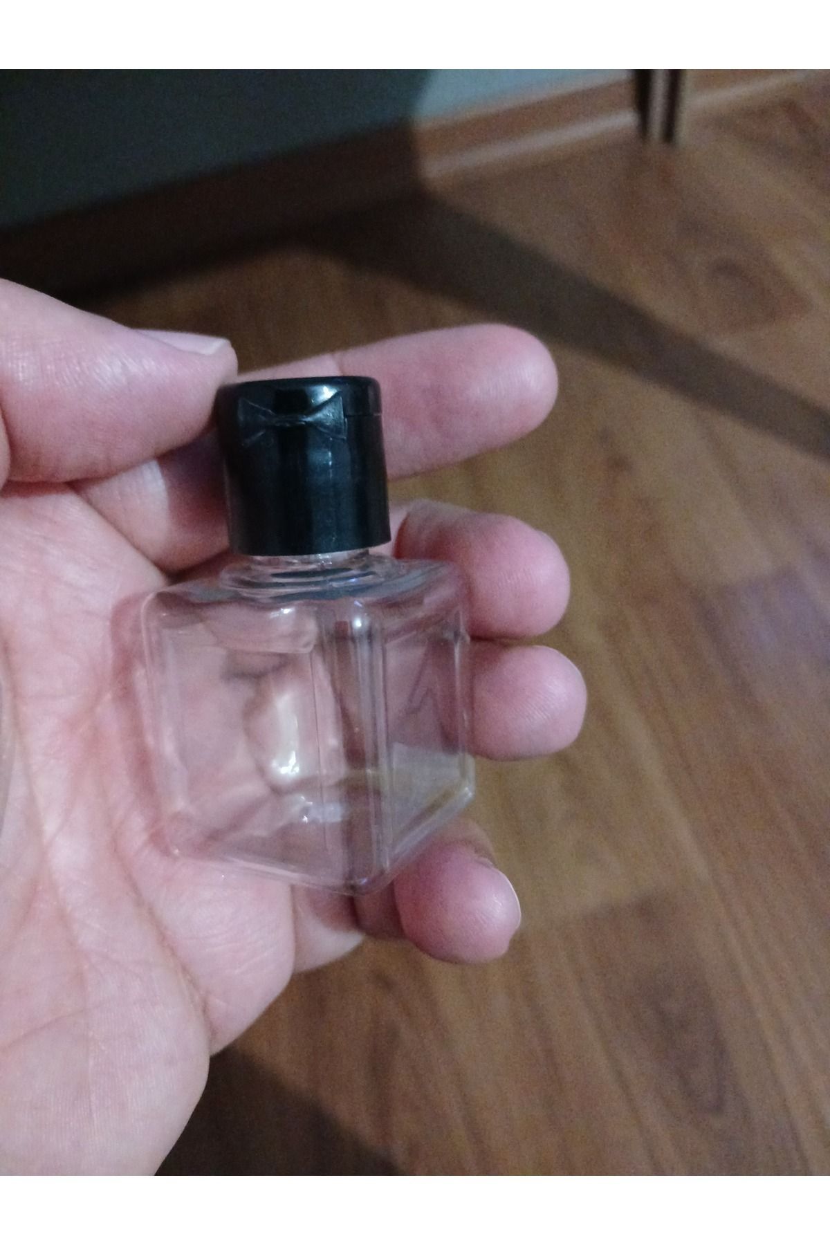 KAYAPETLASTİK 50 ADET .BEBEK KOLONYA ŞİŞESİ. BOŞ FLİPTOP KAPAKLI PLASTİK ŞİŞE. SEYAHAT BOY. 35 ML.