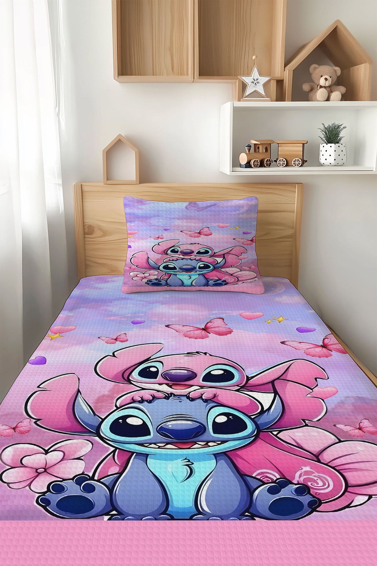 Şen Dekorasyon Stitch Pembe Çocuk Pike Takımı