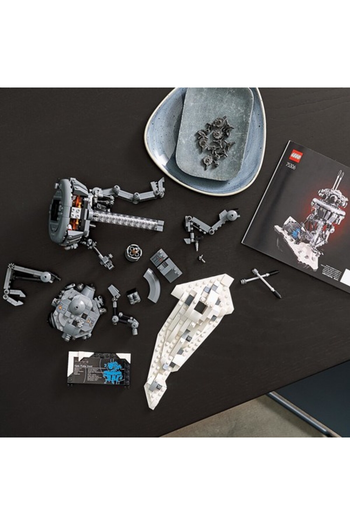 ربات کاوشگر امپراتوری جنگ ستارگان ۷۵۳۰۶