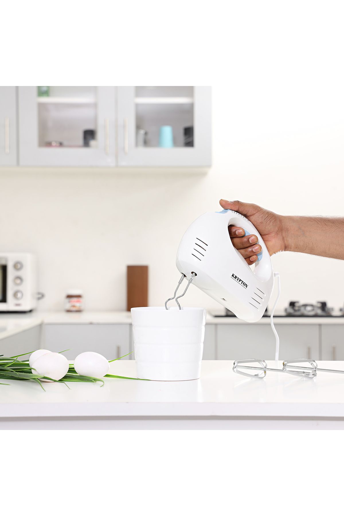 KRYPTON-150w Hand Mixer – 7 Speed Settings, Whisk & Hook Attachments, Ideal For Baking 3